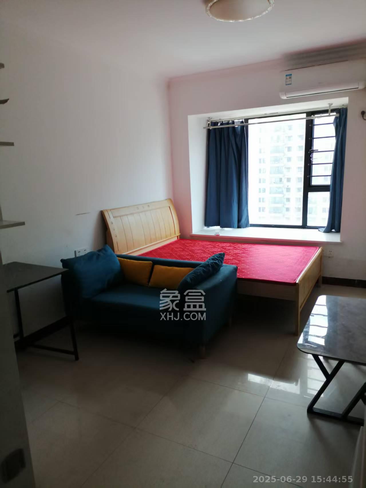 好莱城(弘德西街)  1室1厅1卫    1300.0元/月 好莱城(弘德西街)  1室1厅1卫    1300.0元/月室内图