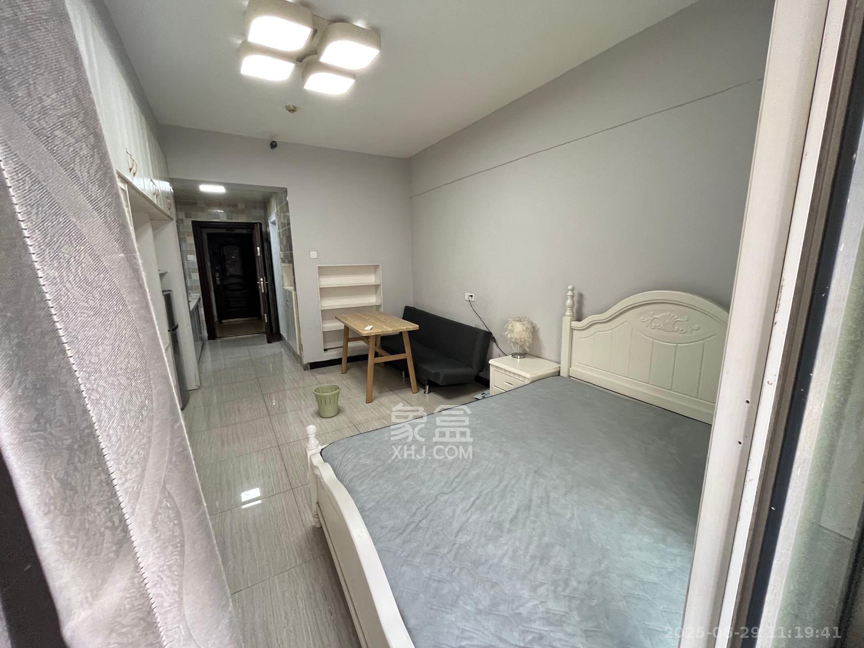 五矿紫湖香醍 1室1厅1卫 1000.0元/月 五矿紫湖香醍 1室1厅1卫 1000.0元/月室内图