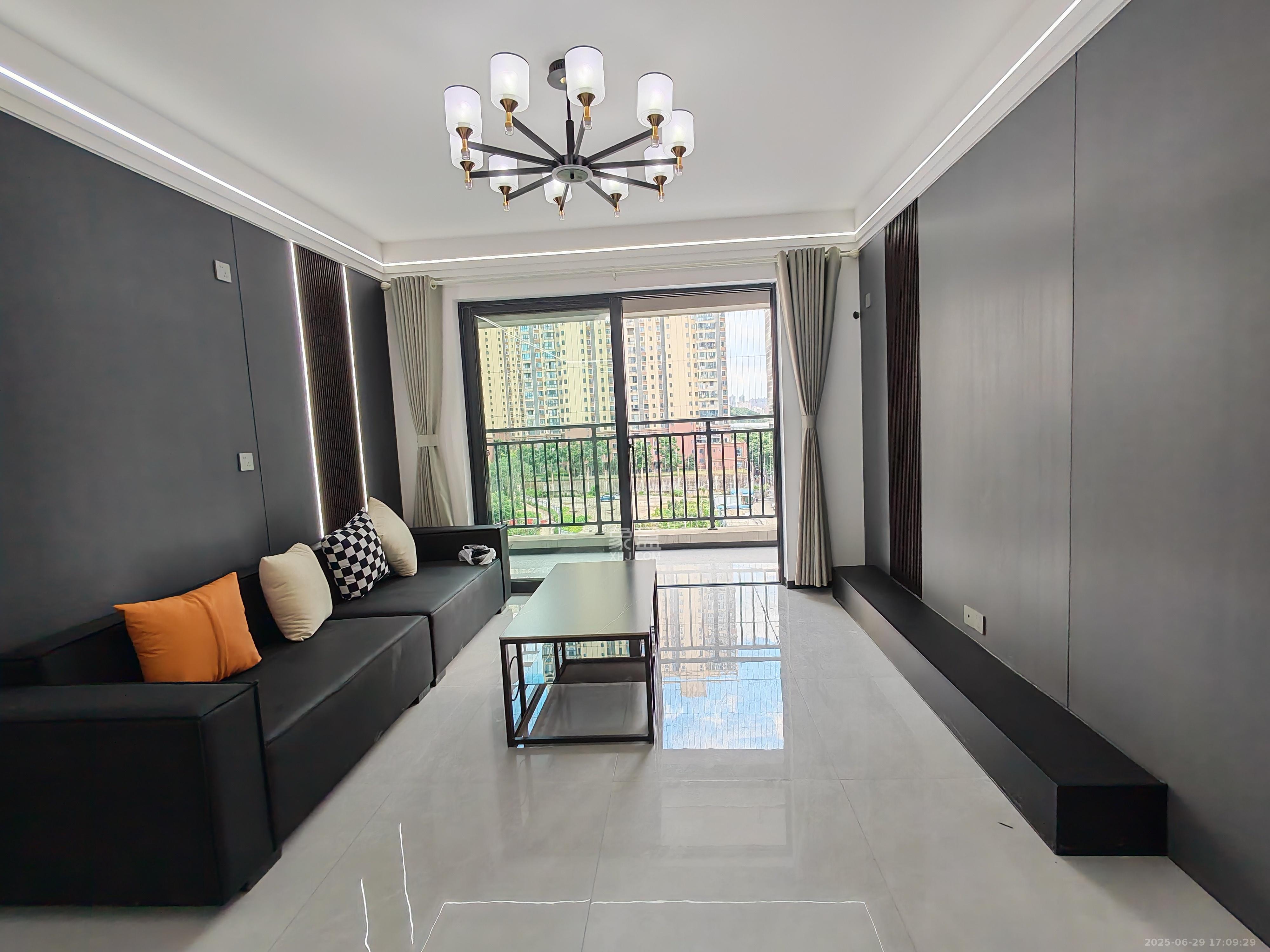 周南学府 1室0厅0卫 2200.0元/月 周南学府 1室0厅0卫 2200.0元/月室内图