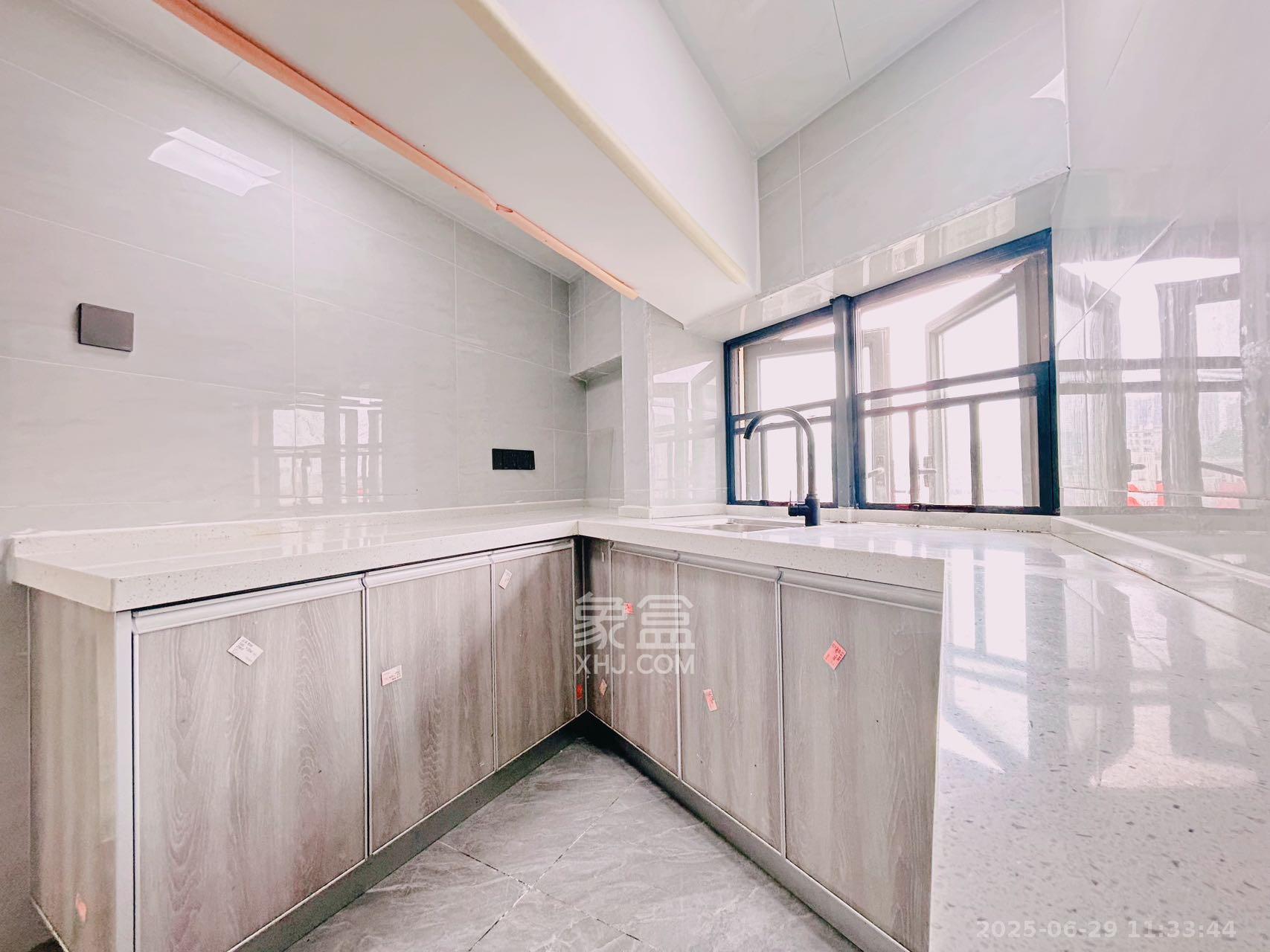 荣盛花语书苑  2室1厅1卫    1950.0元/月室内图