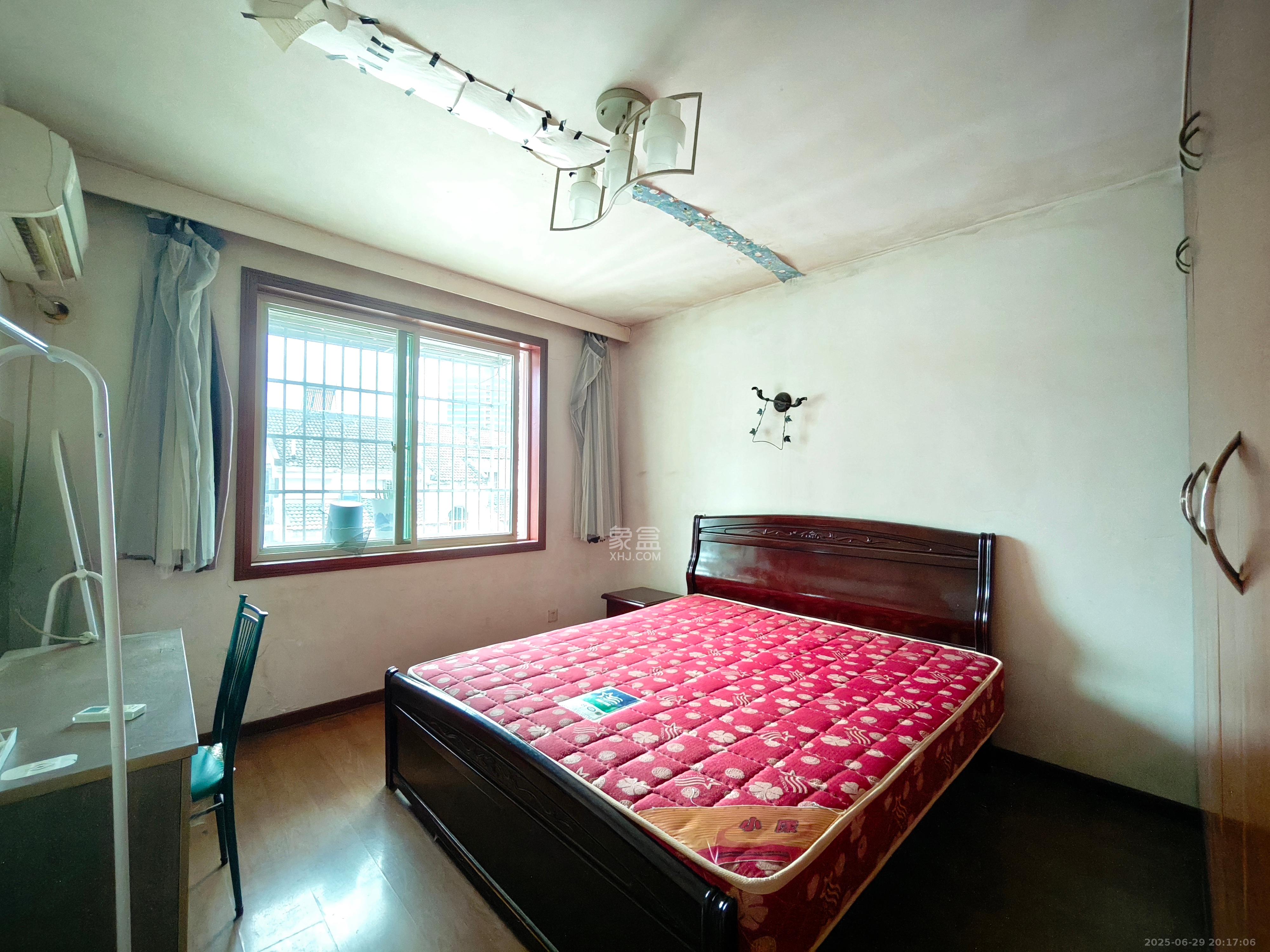 恩瑞麓山名园(龙王港小区) 2室2厅1卫 1800.0元/月 恩瑞麓山名园(龙王港小区) 2室2厅1卫 1800.0元/月室内图