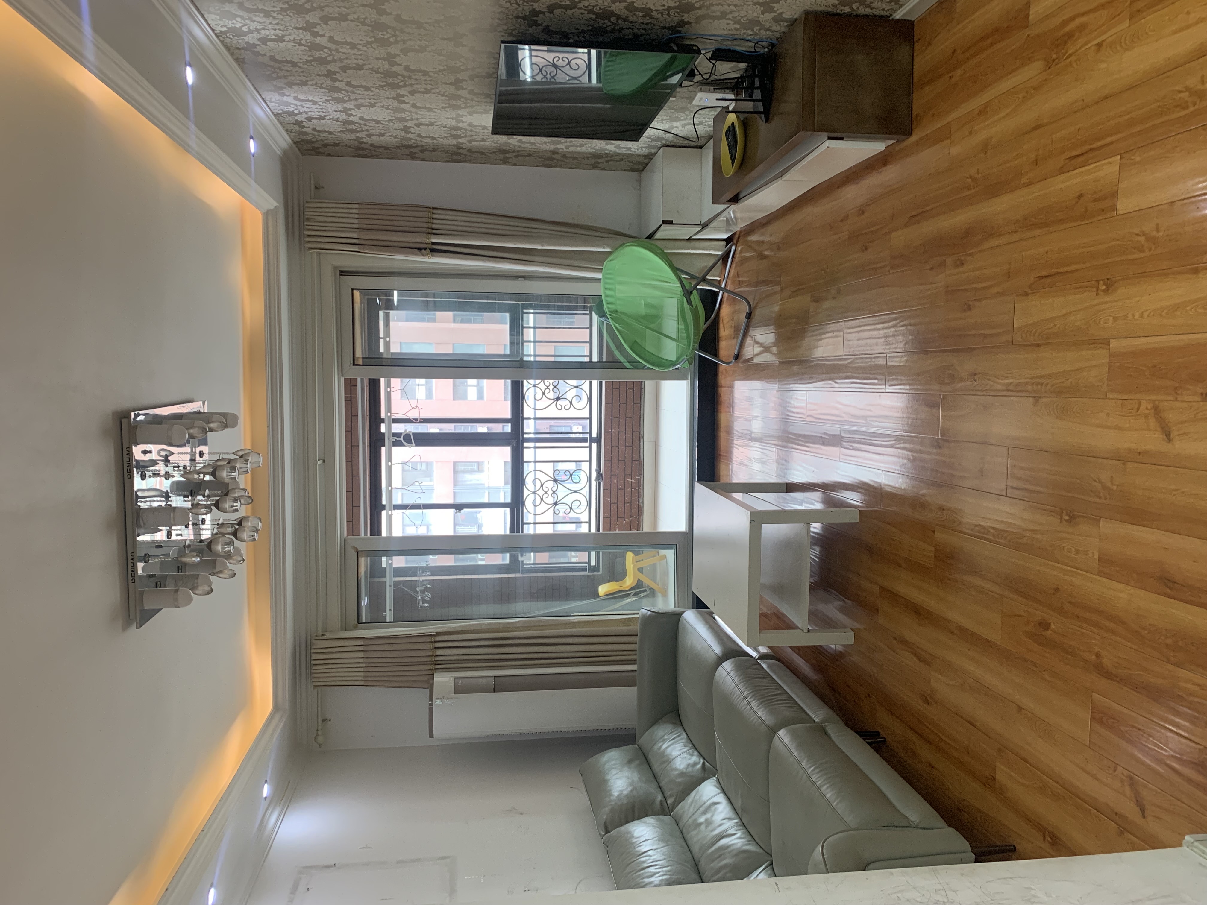 金地艺境 2室2厅1卫 110.0万 金地艺境 2室2厅1卫 110.0万客厅