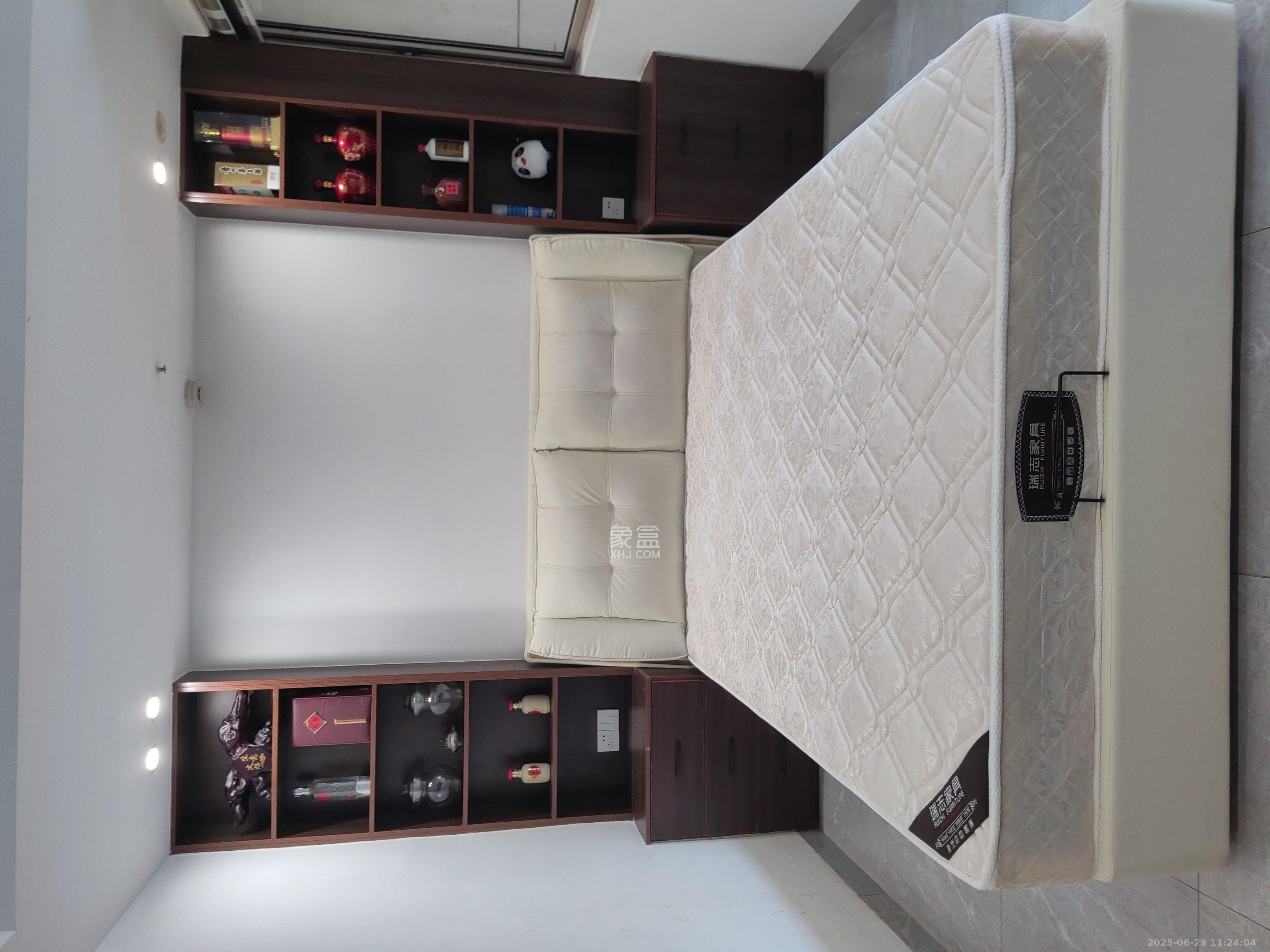 新天地步步高 1室1厅1卫 1200.0元/月 新天地步步高 1室1厅1卫 1200.0元/月室内图