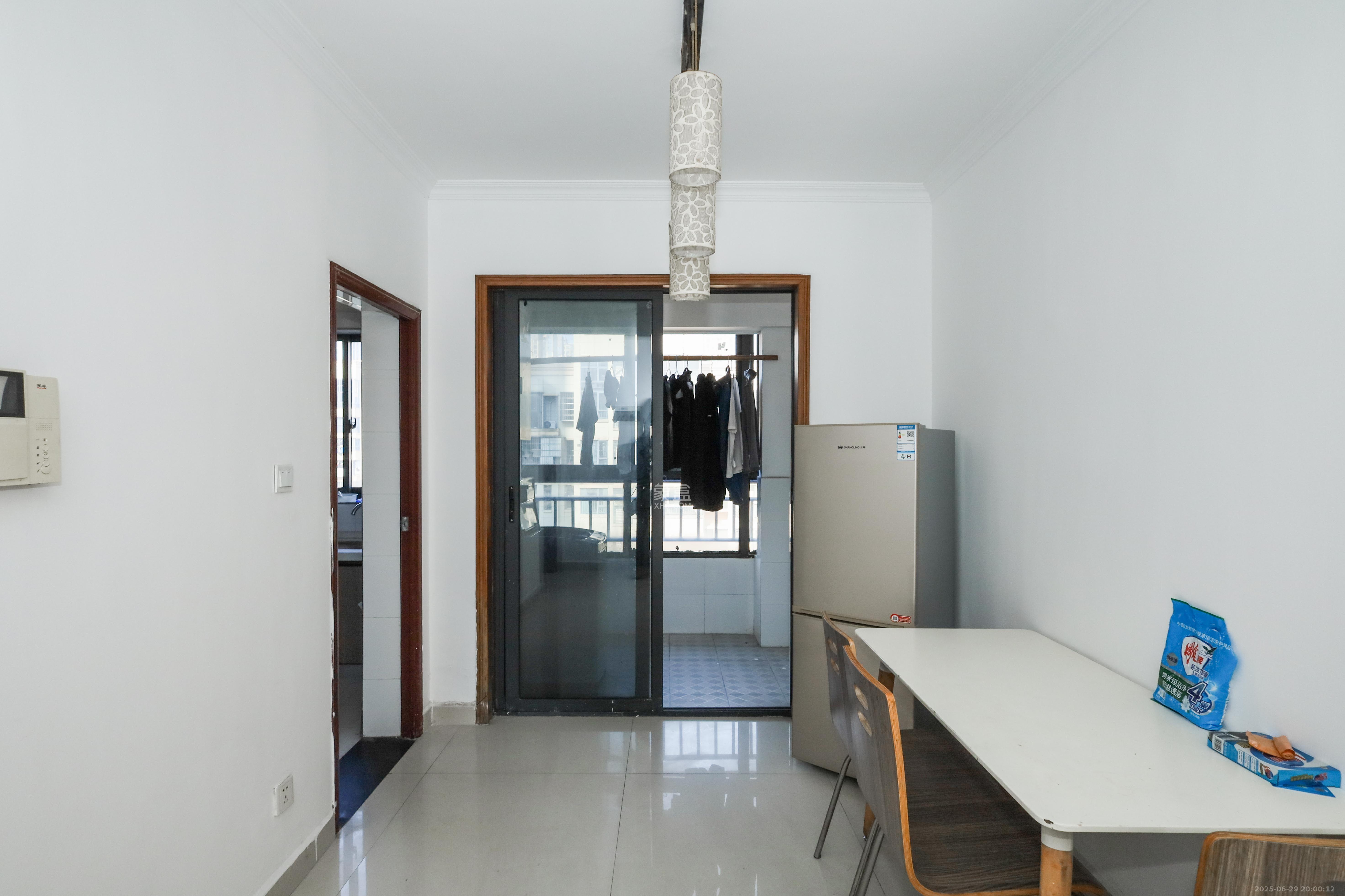 保利麓谷林语A区 3室2厅1卫 2200.0元/月 保利麓谷林语A区 3室2厅1卫 2200.0元/月室内图