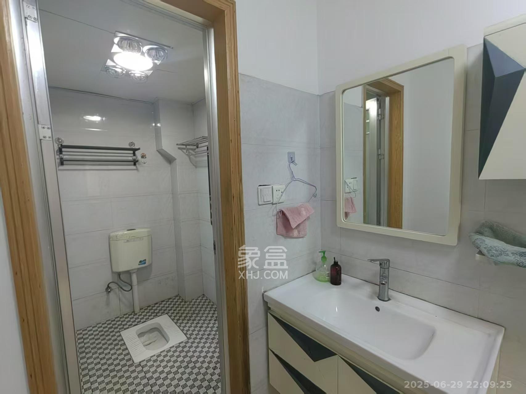 锦璨家园  3室2厅1卫   1650.00元/月室内图