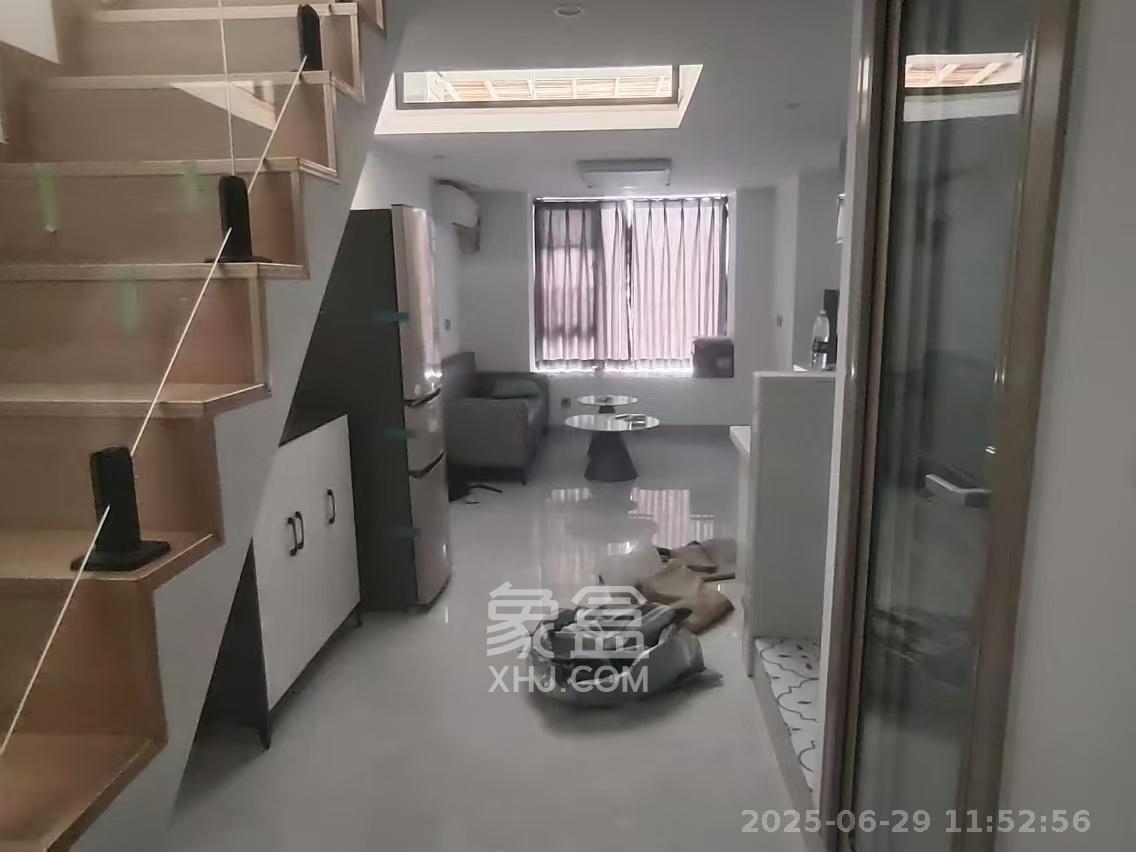 佳兆业云顶都汇  2室1厅1卫    2000.0元/月
