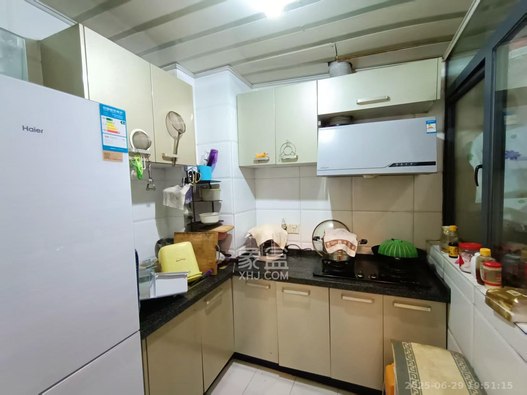 书院观邸  1室1厅1卫   2200.00元/月室内图
