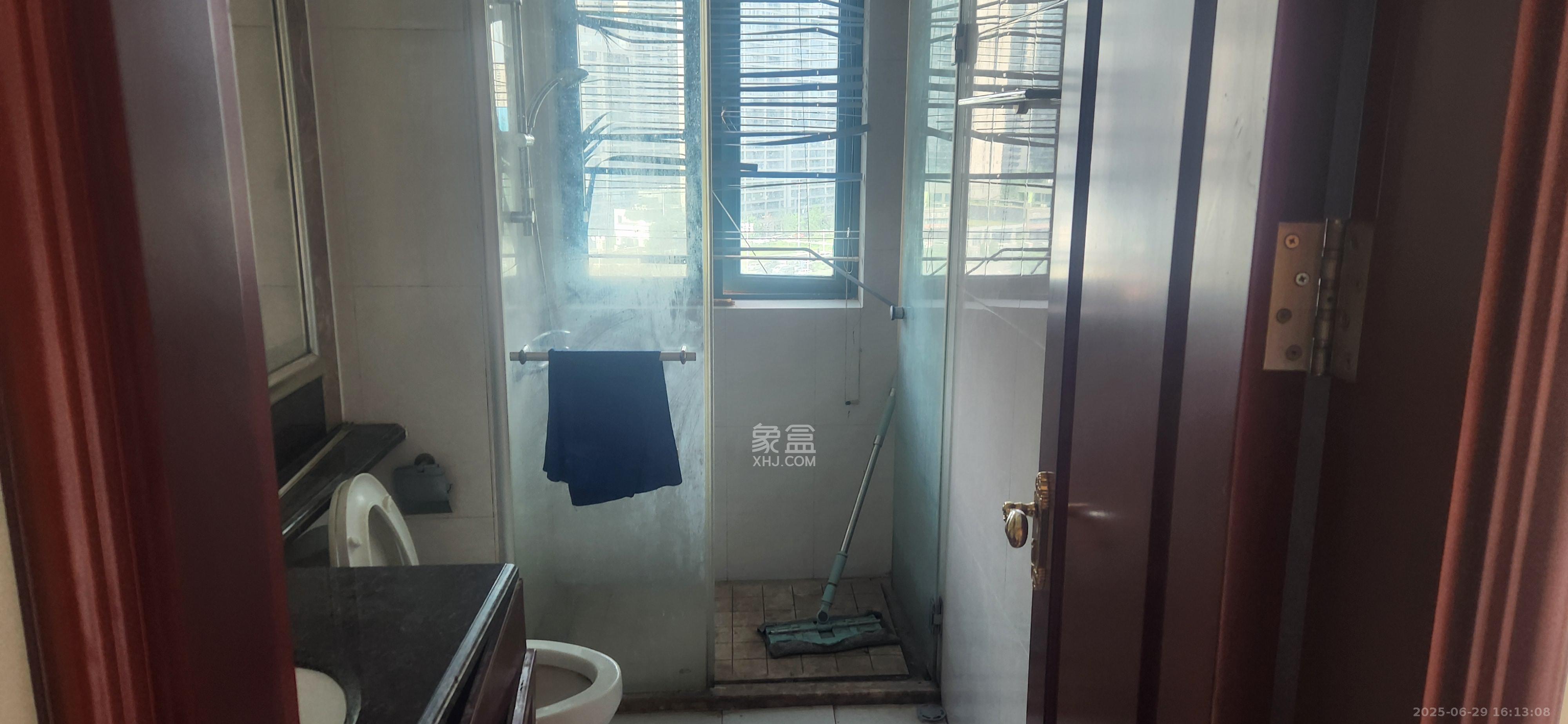 恒大绿洲 3室2厅2卫 2800.0元/月 恒大绿洲 3室2厅2卫 2800.0元/月室内图