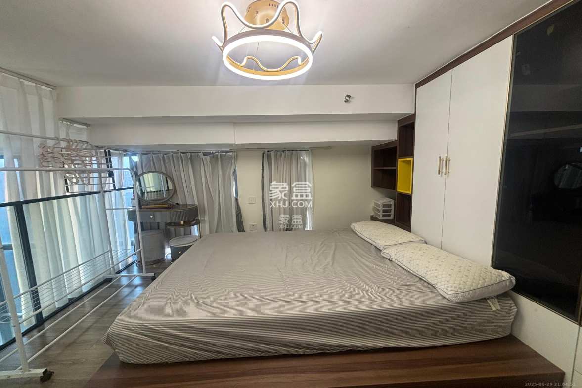 卓越浅水湾  1室1厅1卫    1980.0元/月 卓越浅水湾  1室1厅1卫    1980.0元/月室内图