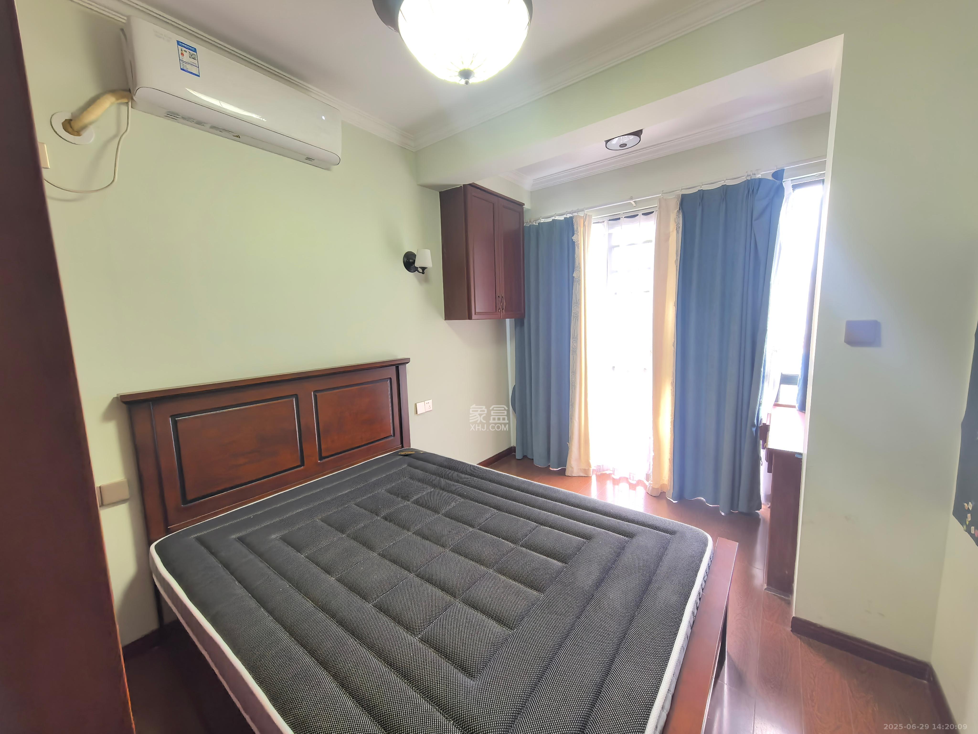 盘龙御和园 3室2厅2卫 2500.0元/月 盘龙御和园 3室2厅2卫 2500.0元/月室内图