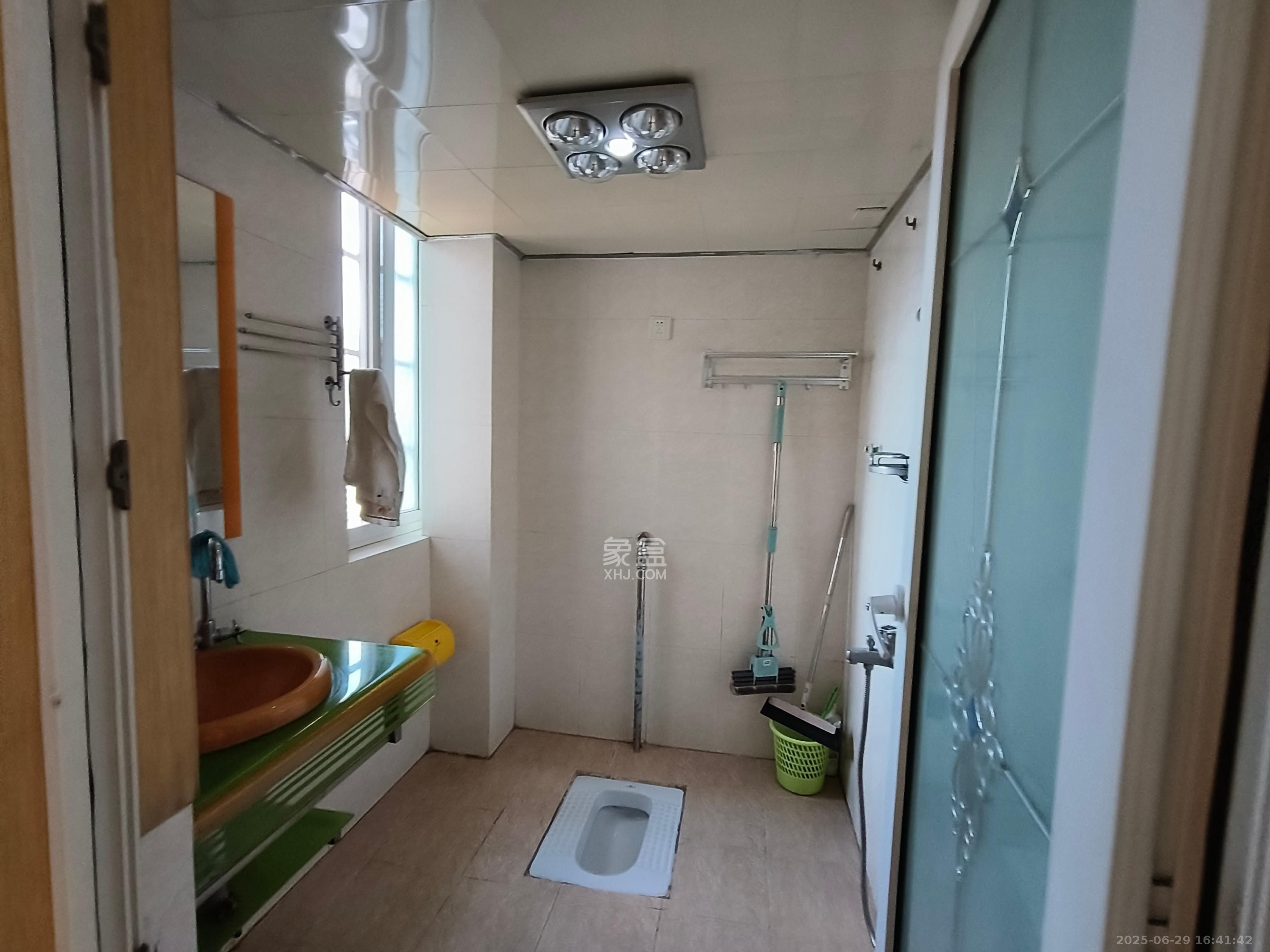 方略学府佳境  4室2厅1卫   1900.00元/月室内图