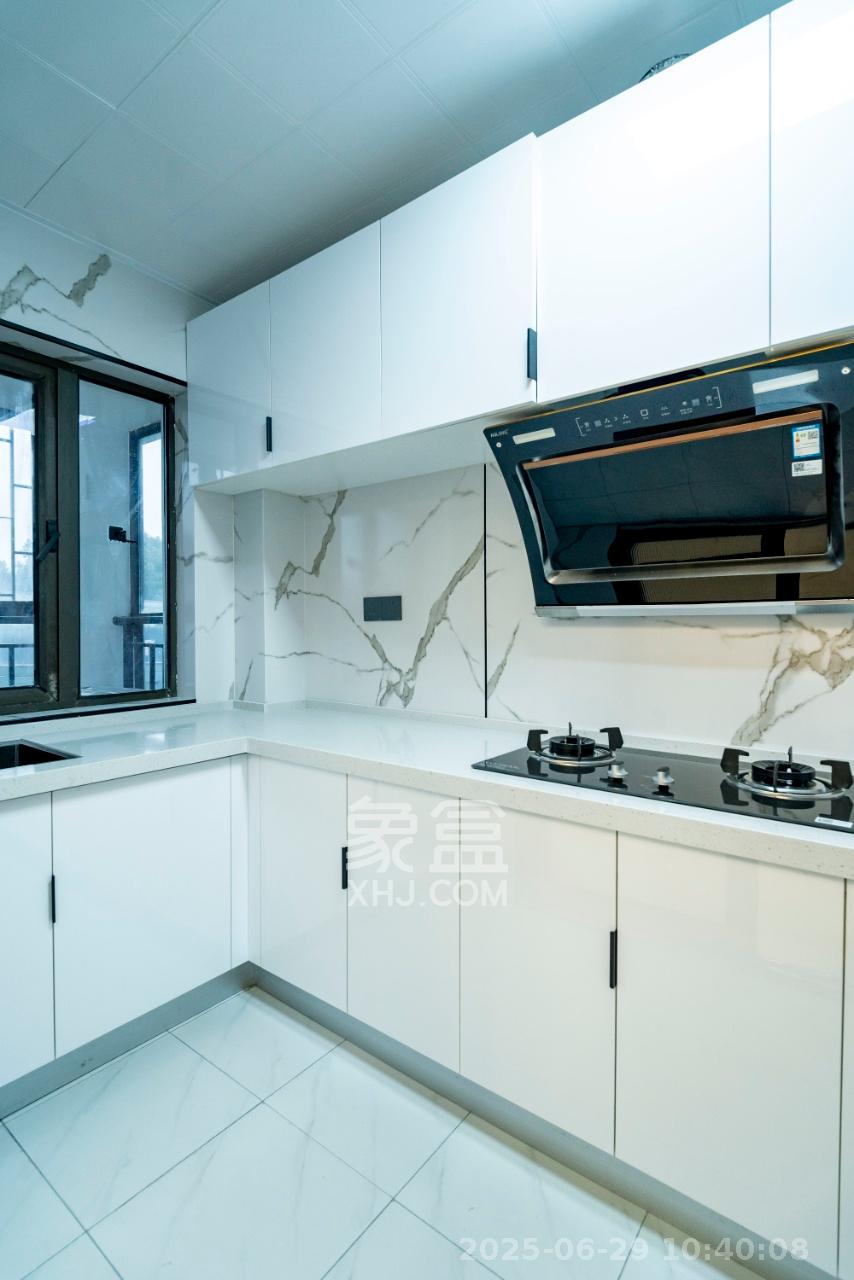 万象凯旋湾 1室2厅2卫 4500.0元/月 万象凯旋湾 1室2厅2卫 4500.0元/月室内图