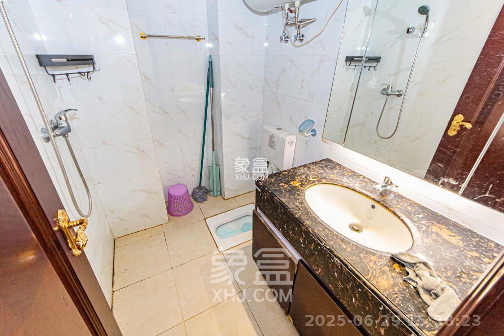 恒大御景半岛湘江苑（恒大御景半岛一期）  2室2厅1卫    3000.0元/月室内图