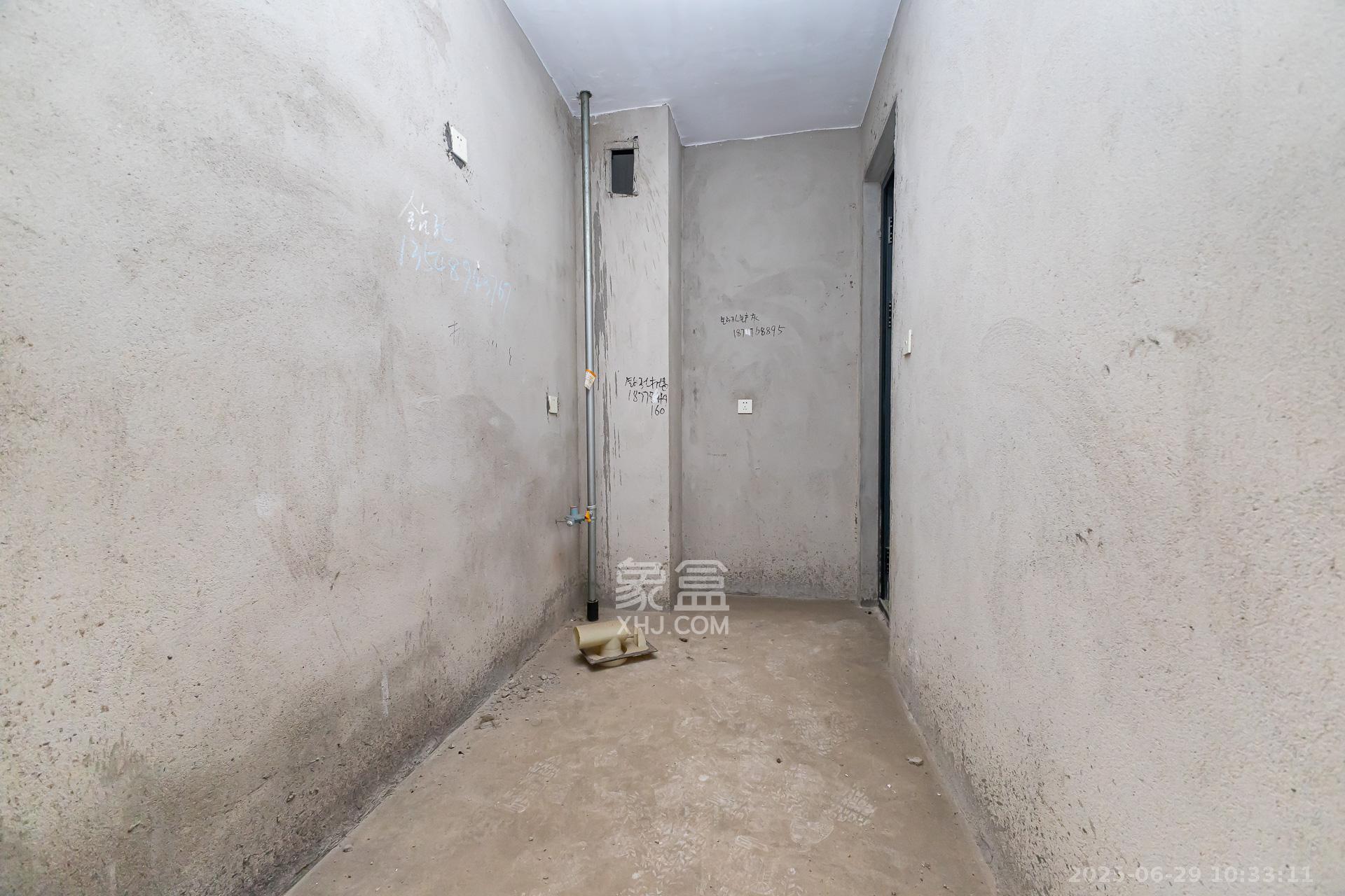 明发国际城 3室2厅1卫 75.0万 明发国际城 3室2厅1卫 75.0万厨房