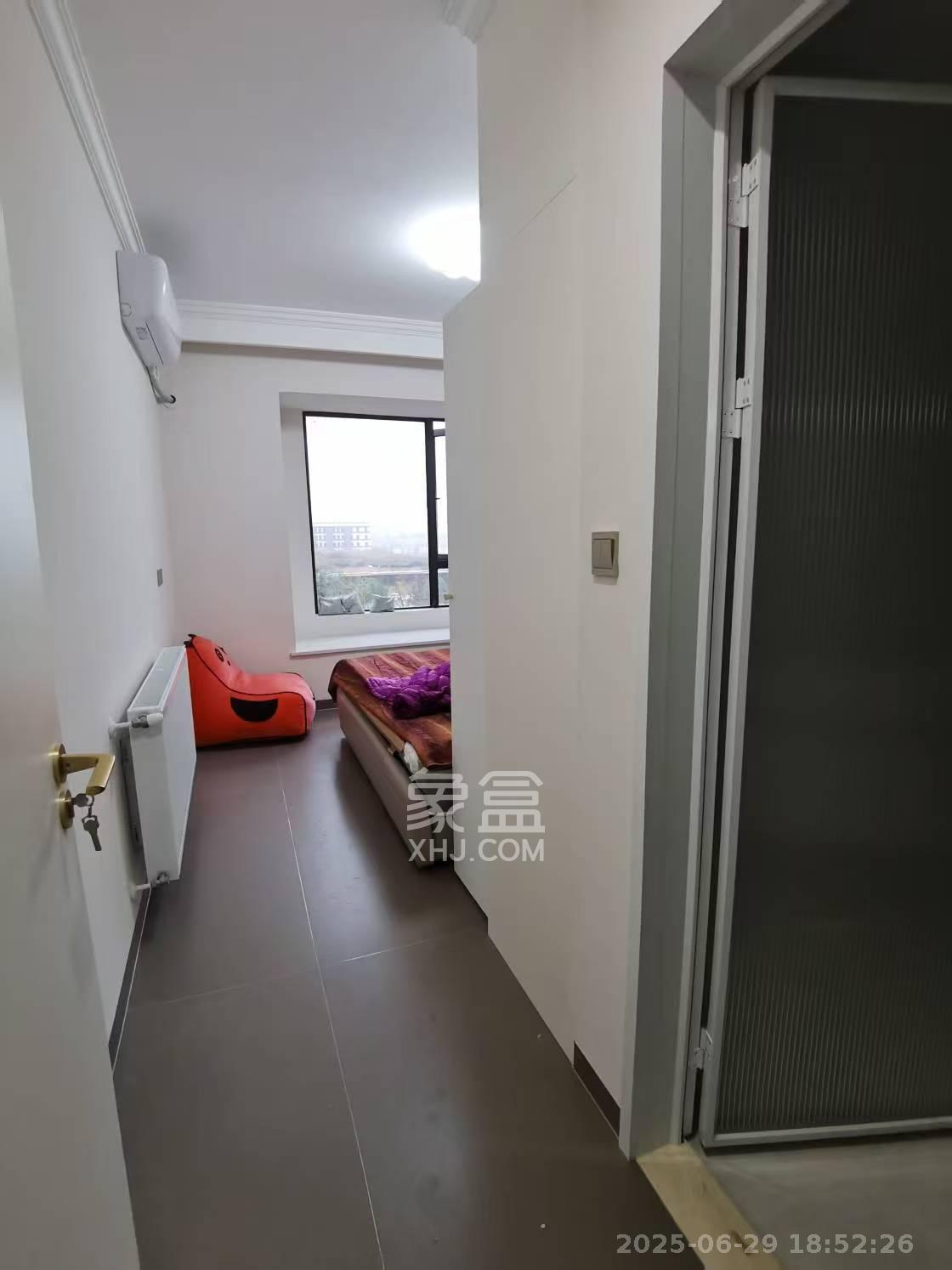 汉唐世家一期  3室2厅2卫    3000.0元/月 汉唐世家一期  3室2厅2卫    3000.0元/月室内图