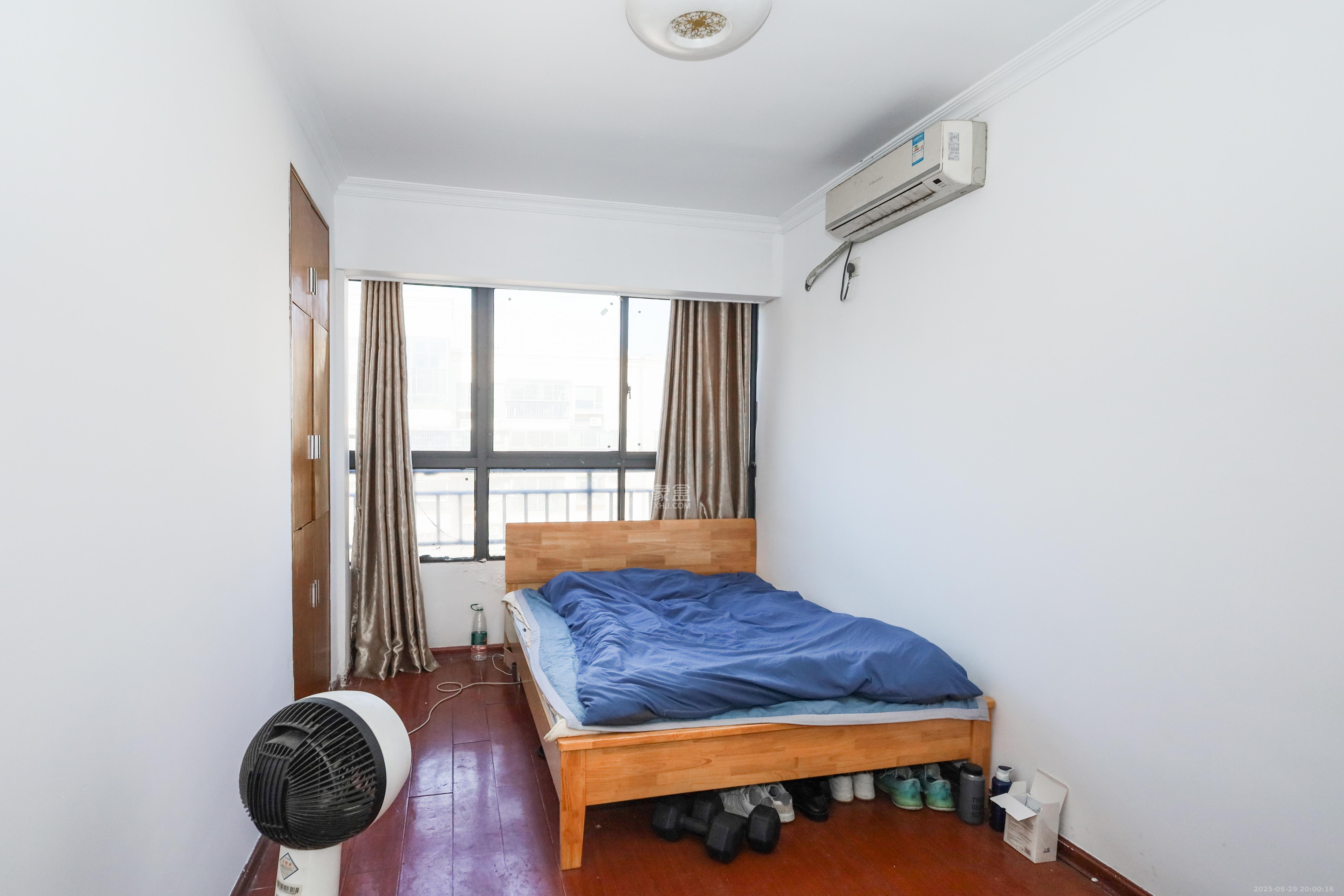 保利麓谷林语A区 3室2厅1卫 2200.0元/月 保利麓谷林语A区 3室2厅1卫 2200.0元/月室内图