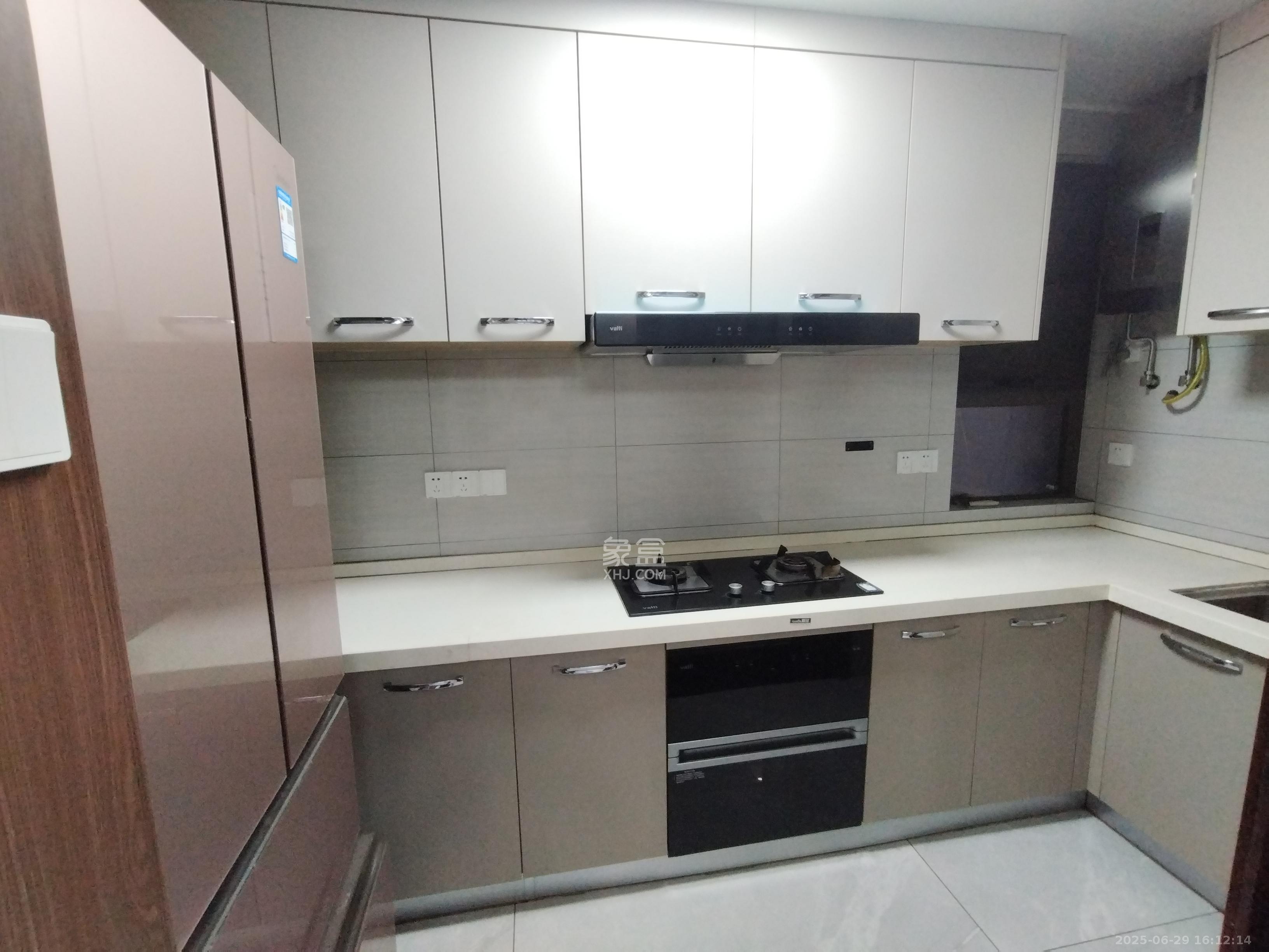 佳兆业云顶梅溪湖（佳兆业梅溪荟）  3室2厅2卫   3600.00元/月室内图