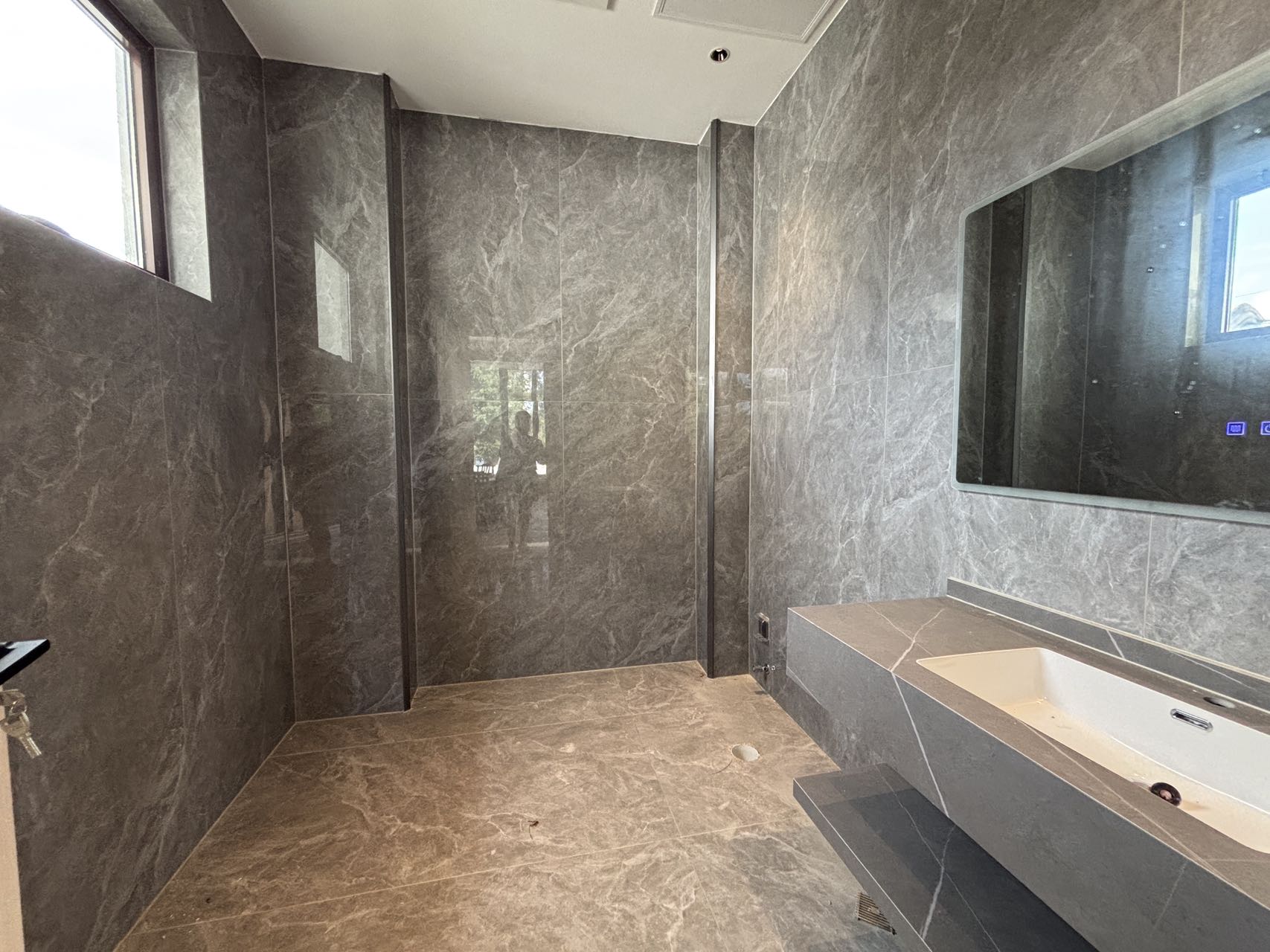 宝安江南城 9室3厅8卫 1700.0万 宝安江南城 9室3厅8卫 1700.0万室内图