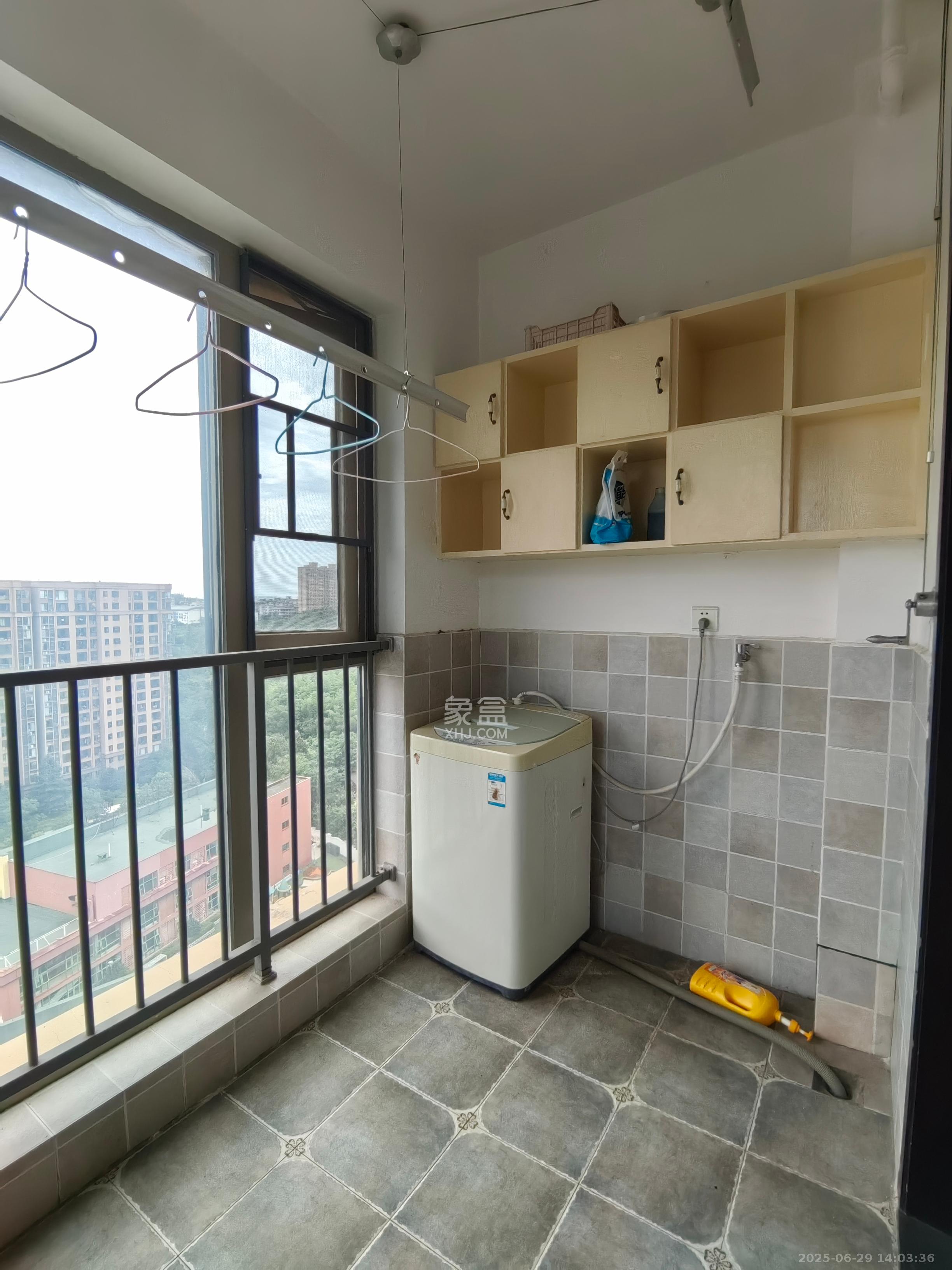 怡海星城  1室0厅0卫    1700.0元/月室内图