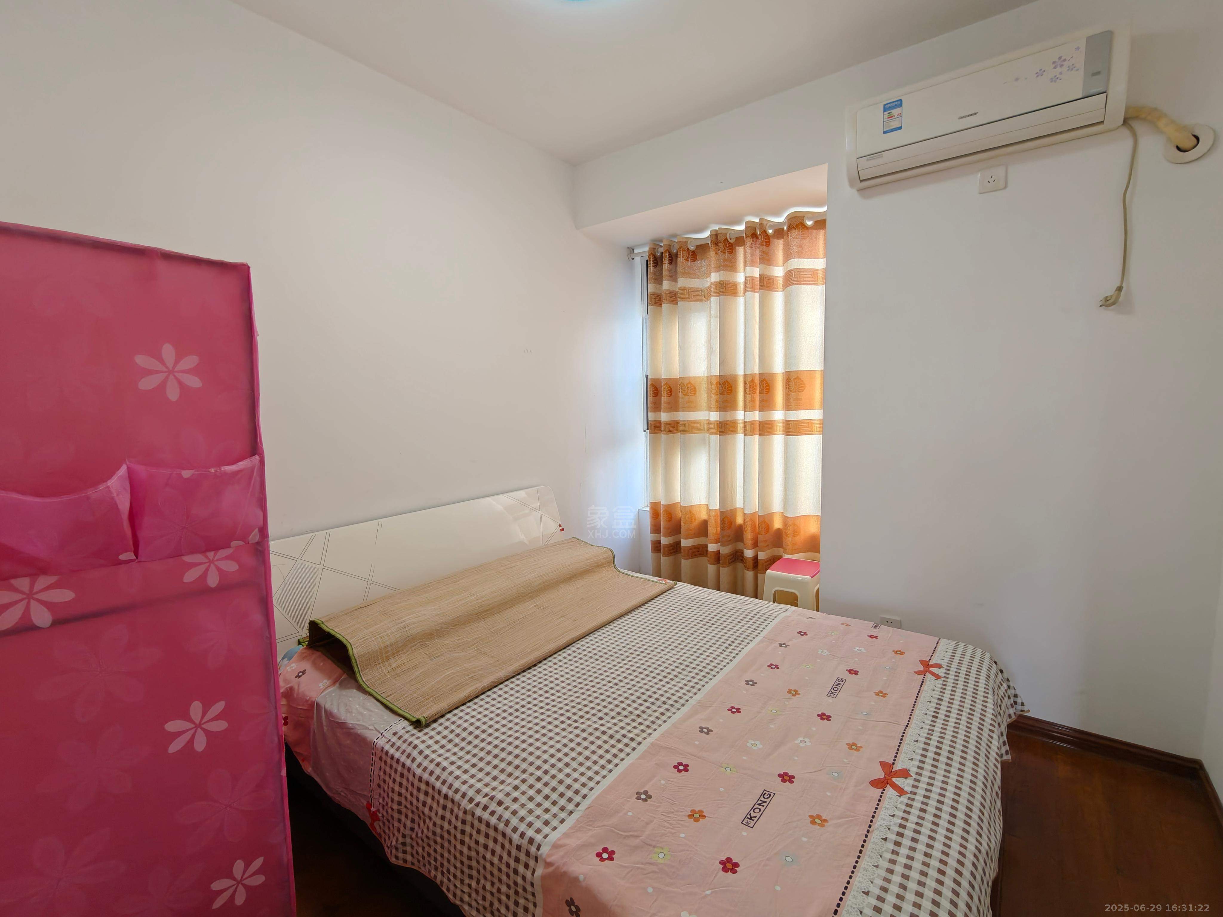 佳兆业金域天下三期  3室2厅1卫    1800.0元/月 佳兆业金域天下三期  3室2厅1卫    1800.0元/月室内图