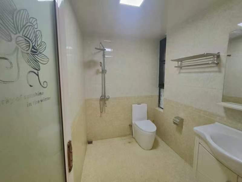 国瑞花园 3室2厅2卫 3500.0元/月 国瑞花园 3室2厅2卫 3500.0元/月室内图