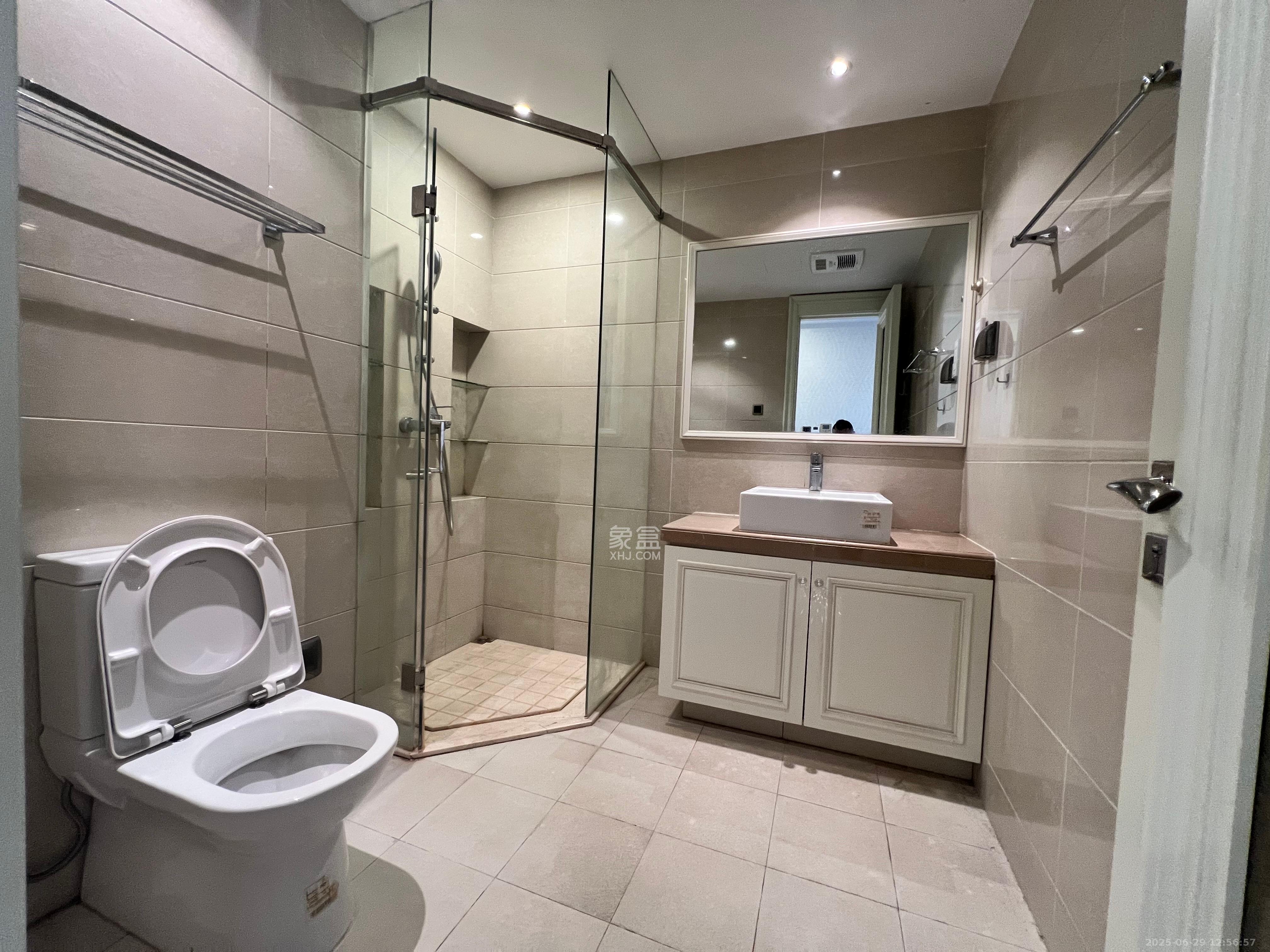 梅溪湖金茂府(金茂广场)(金茂览秀城)  5室2厅4卫    12000.0元/月 梅溪湖金茂府(金茂广场)(金茂览秀城)  5室2厅4卫    12000.0元/月室内图