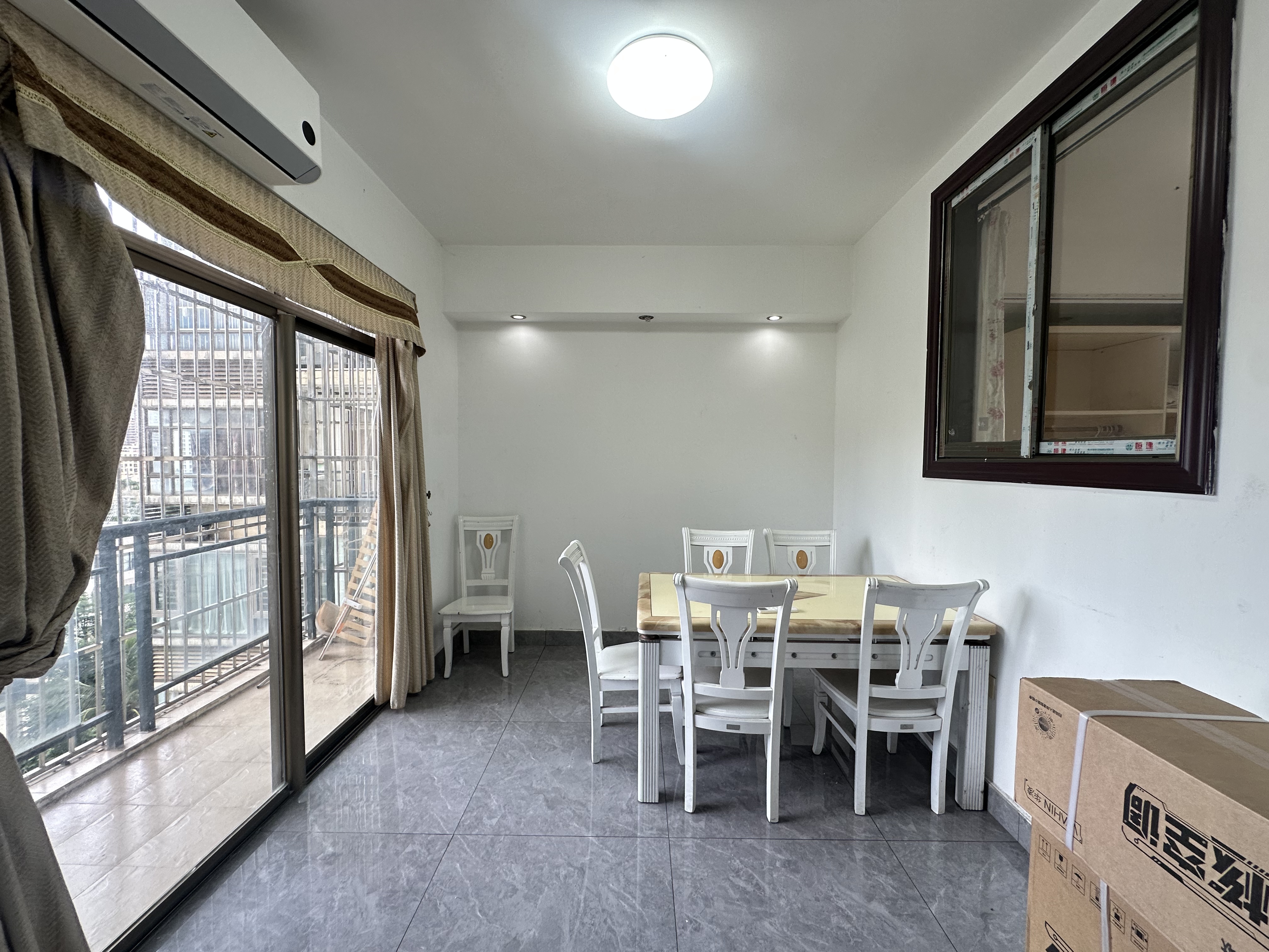 亚洲豪苑南区  2室2厅1卫   2500.00元/月室内图