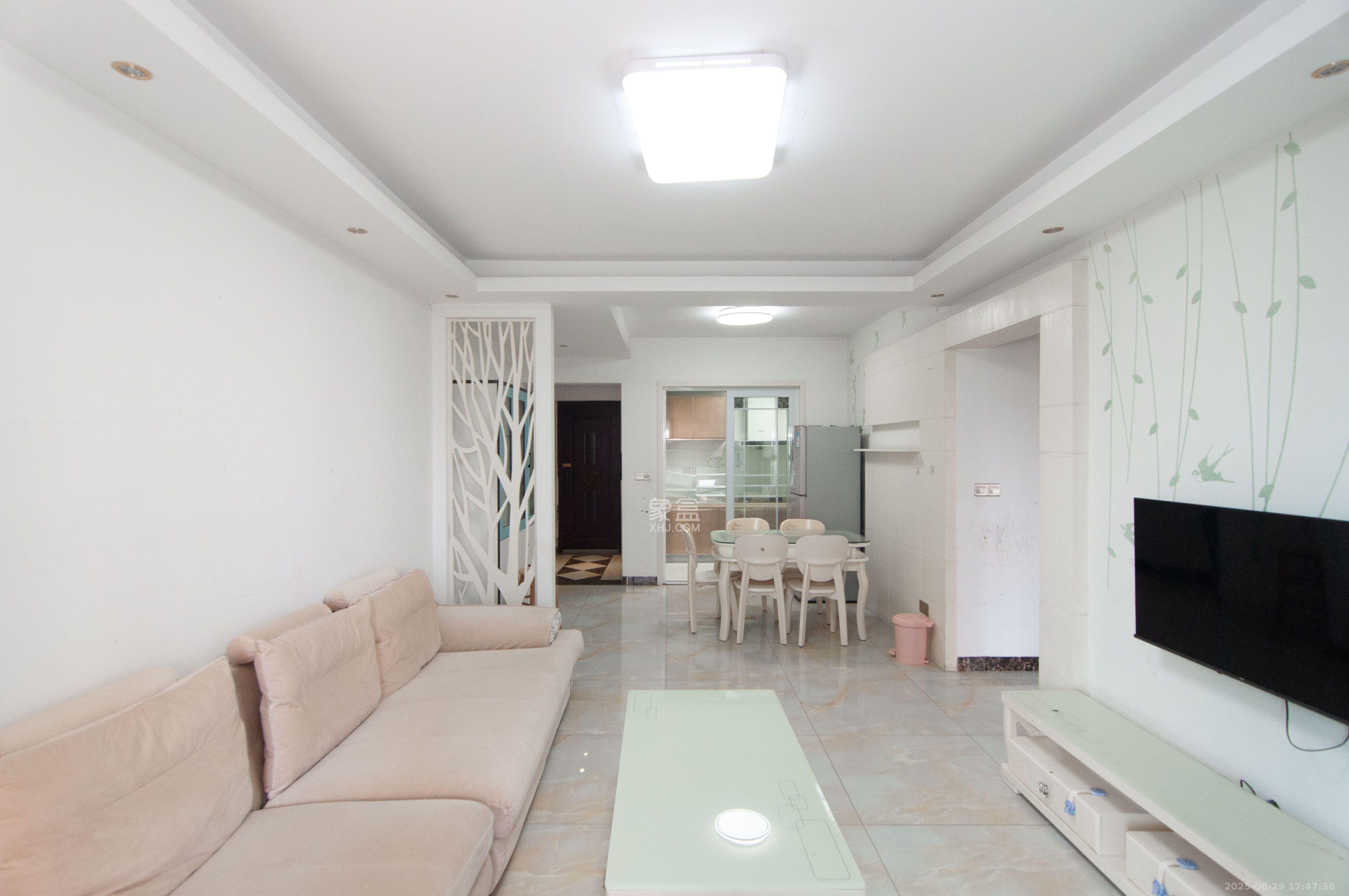 达美D6区  3室2厅2卫    3000.0元/月室内图