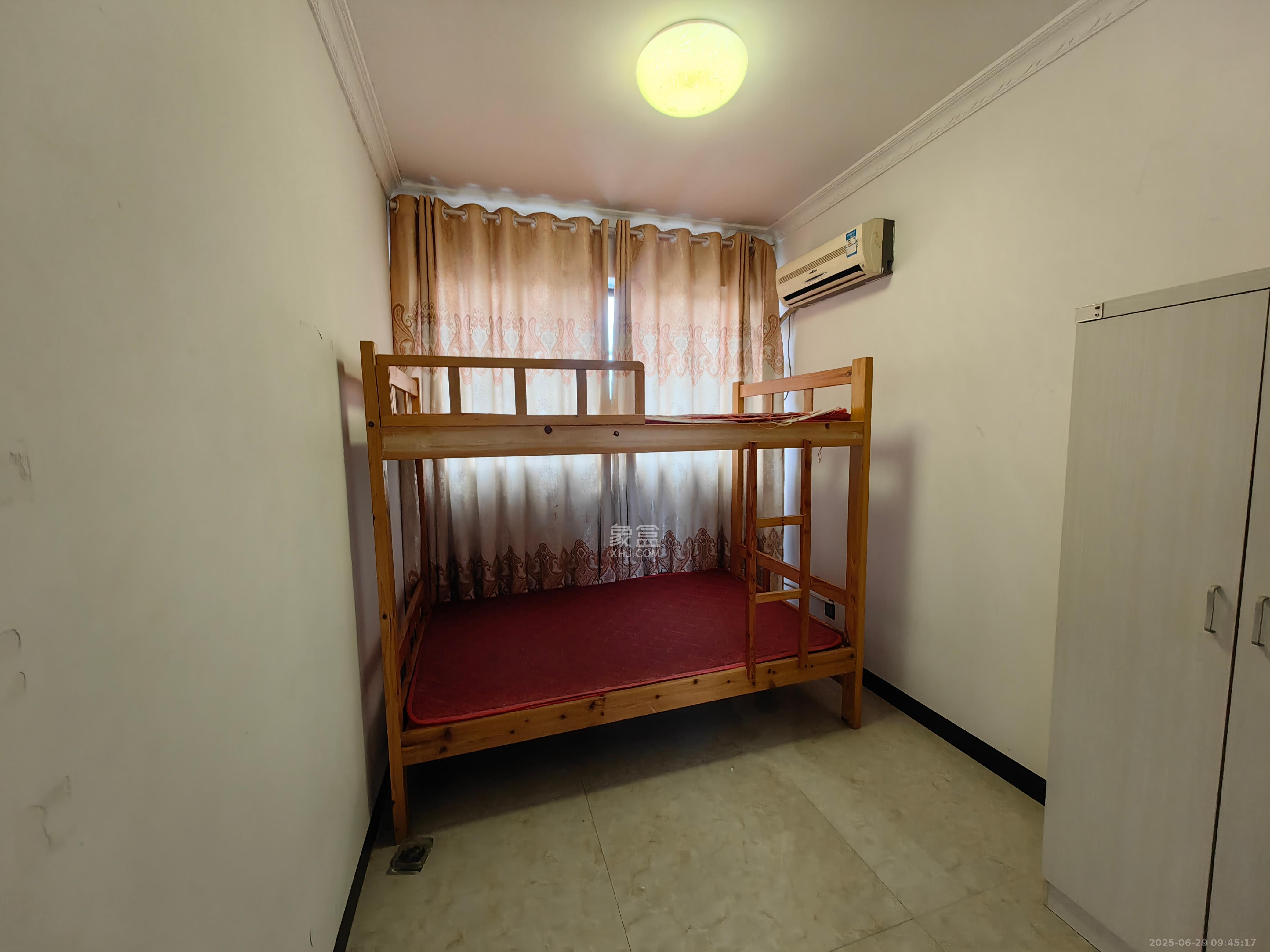 方略潇邦 4室2厅1卫 2300.0元/月 方略潇邦 4室2厅1卫 2300.0元/月室内图