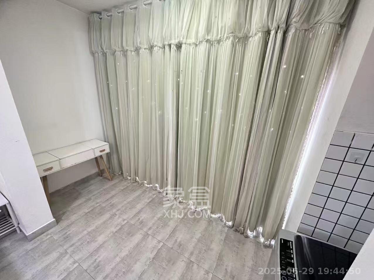 润芳园  1室1厅1卫   1500.00元/月室内图