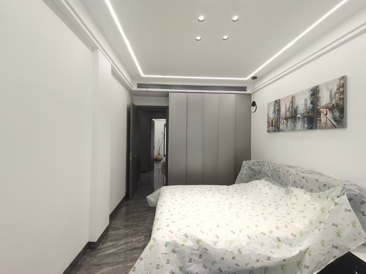 碧桂园  5室2厅3卫   400.00万室内图1