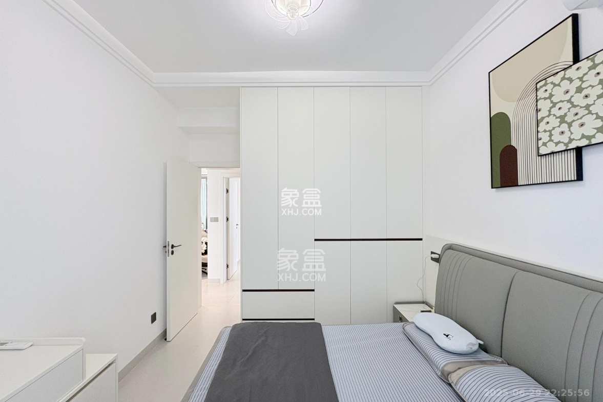 三角花园星城 3室2厅2卫 238.0万 三角花园星城 3室2厅2卫 238.0万卧室