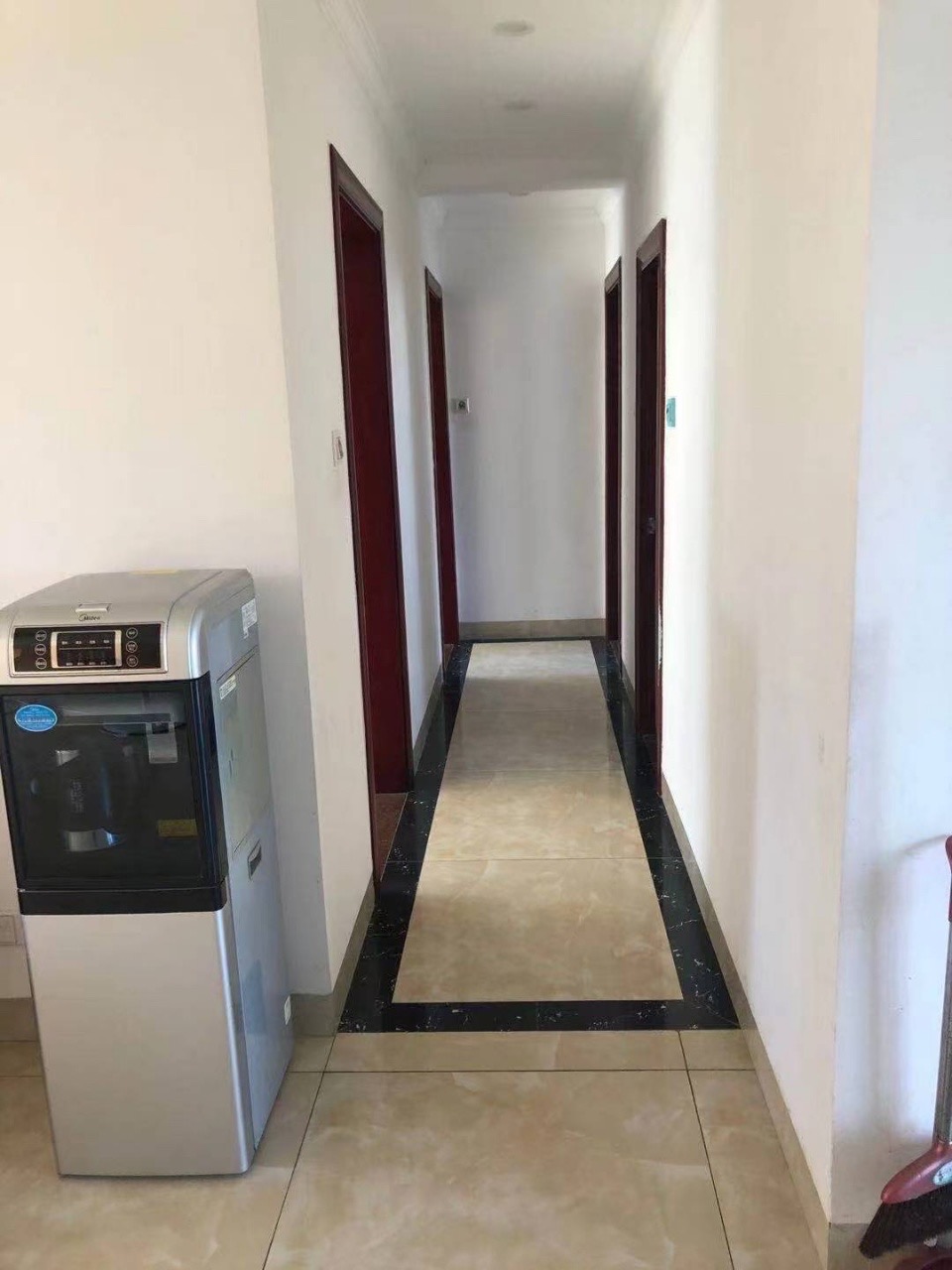 国瑞花园 3室2厅2卫 3500.0元/月 国瑞花园 3室2厅2卫 3500.0元/月室内图