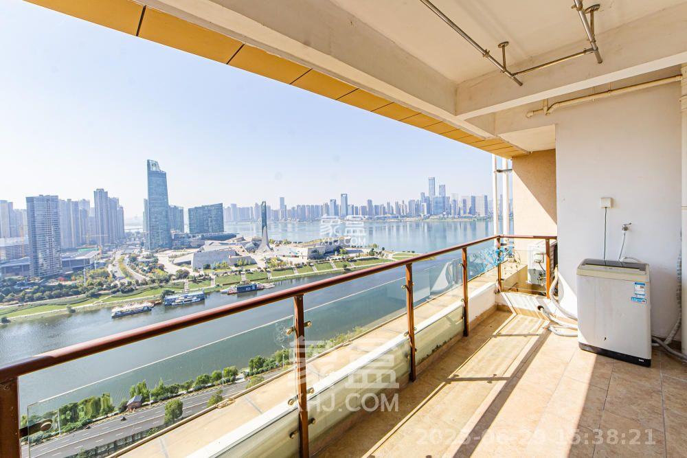 恒大御景半岛湘江苑（恒大御景半岛一期）  2室2厅1卫    3000.0元/月室内图