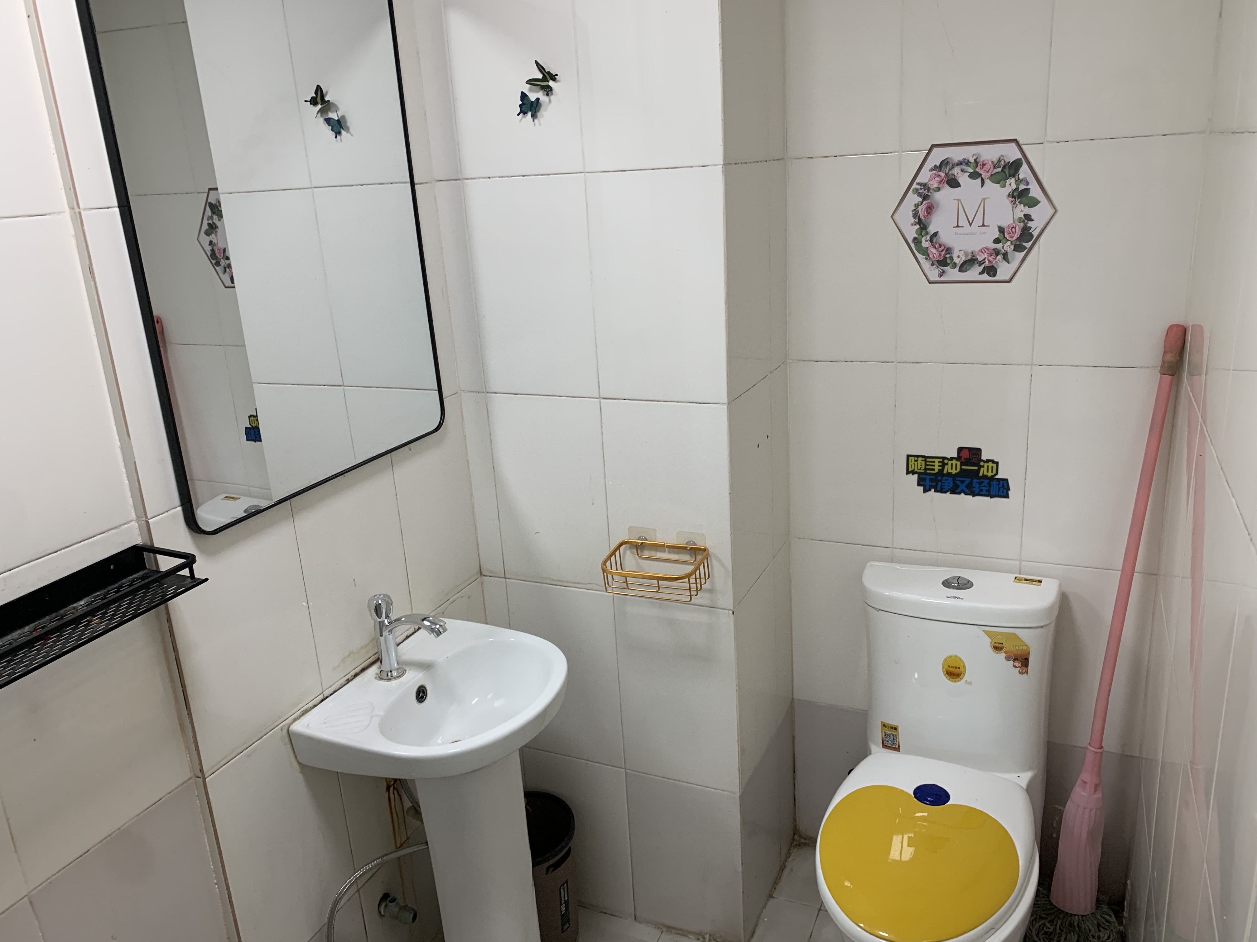 富豪大厦(富豪花园) 3室2厅1卫 2600.0元/月 富豪大厦(富豪花园) 3室2厅1卫 2600.0元/月室内图