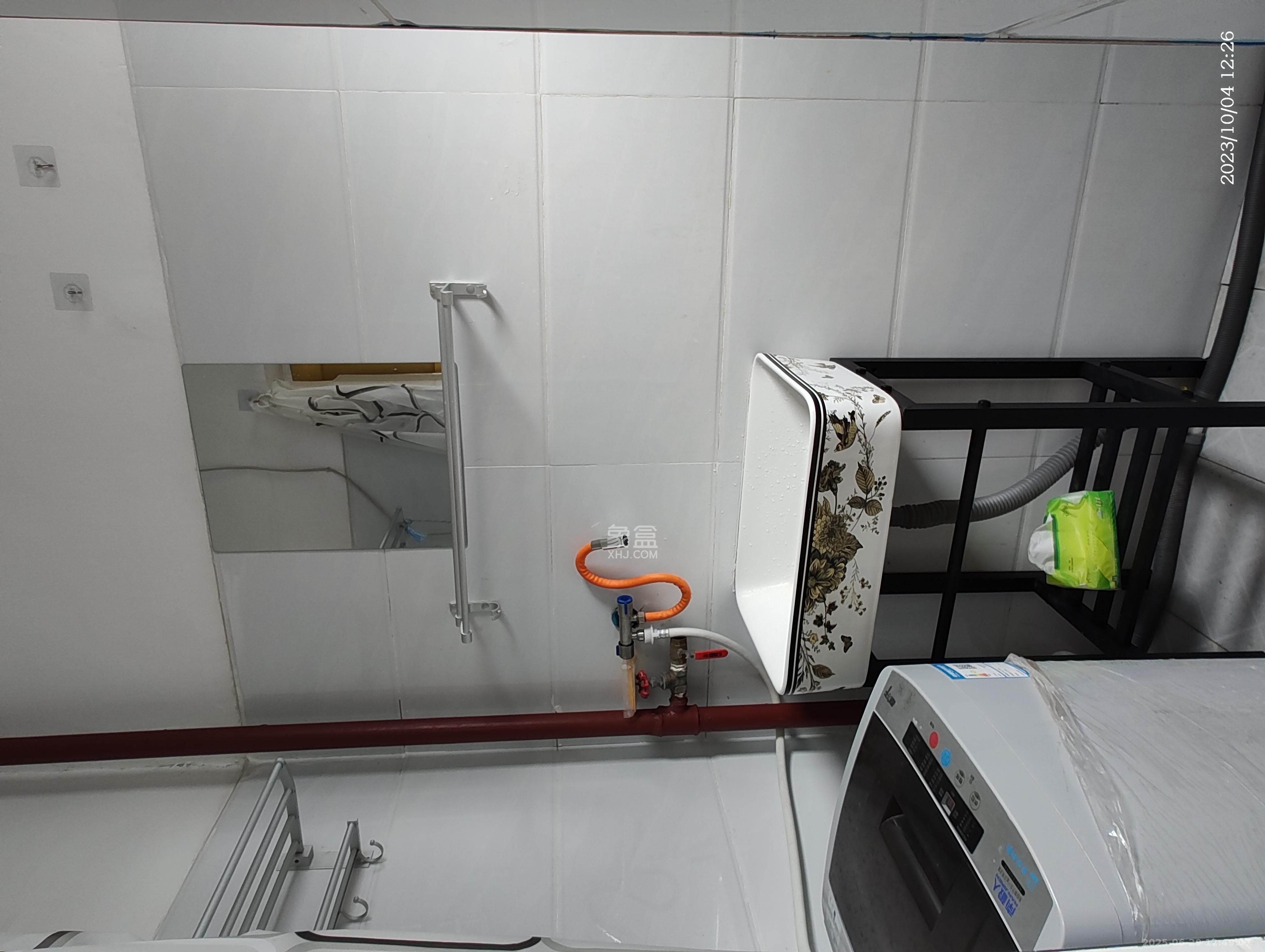 湖南医大附二院红旗区宿舍 2室1厅1卫 2200.0元/月 湖南医大附二院红旗区宿舍 2室1厅1卫 2200.0元/月室内图