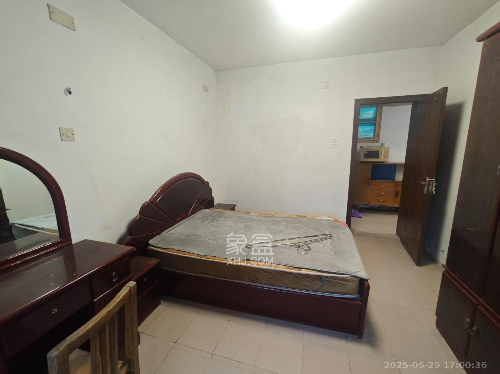 城建学院(古堆山城建学校宿舍) 2室1厅1卫 1400.0元/月 城建学院(古堆山城建学校宿舍) 2室1厅1卫 1400.0元/月室内图