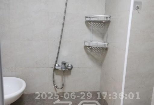 阳光锦城  1室1厅1卫    1500.0元/月室内图