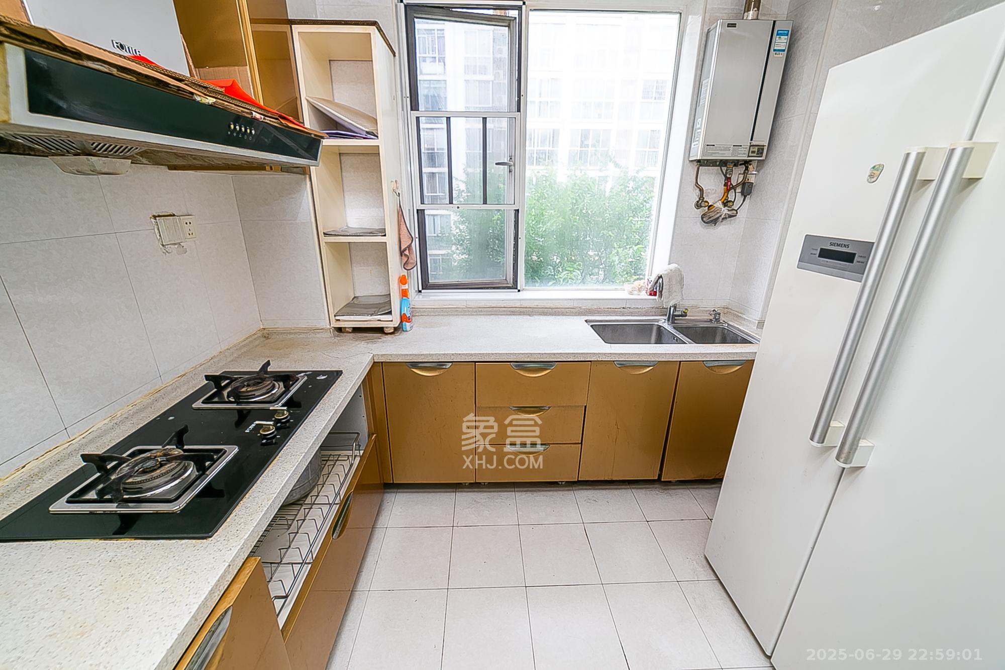 天鸿天府(天鸿中央大院)  3室2厅2卫    95.0万 天鸿天府(天鸿中央大院)  3室2厅2卫    95.0万其他