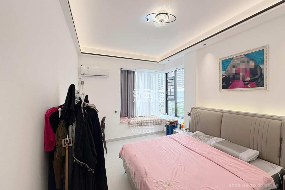 三角花园星城 3室2厅2卫 238.0万 三角花园星城 3室2厅2卫 238.0万卧室