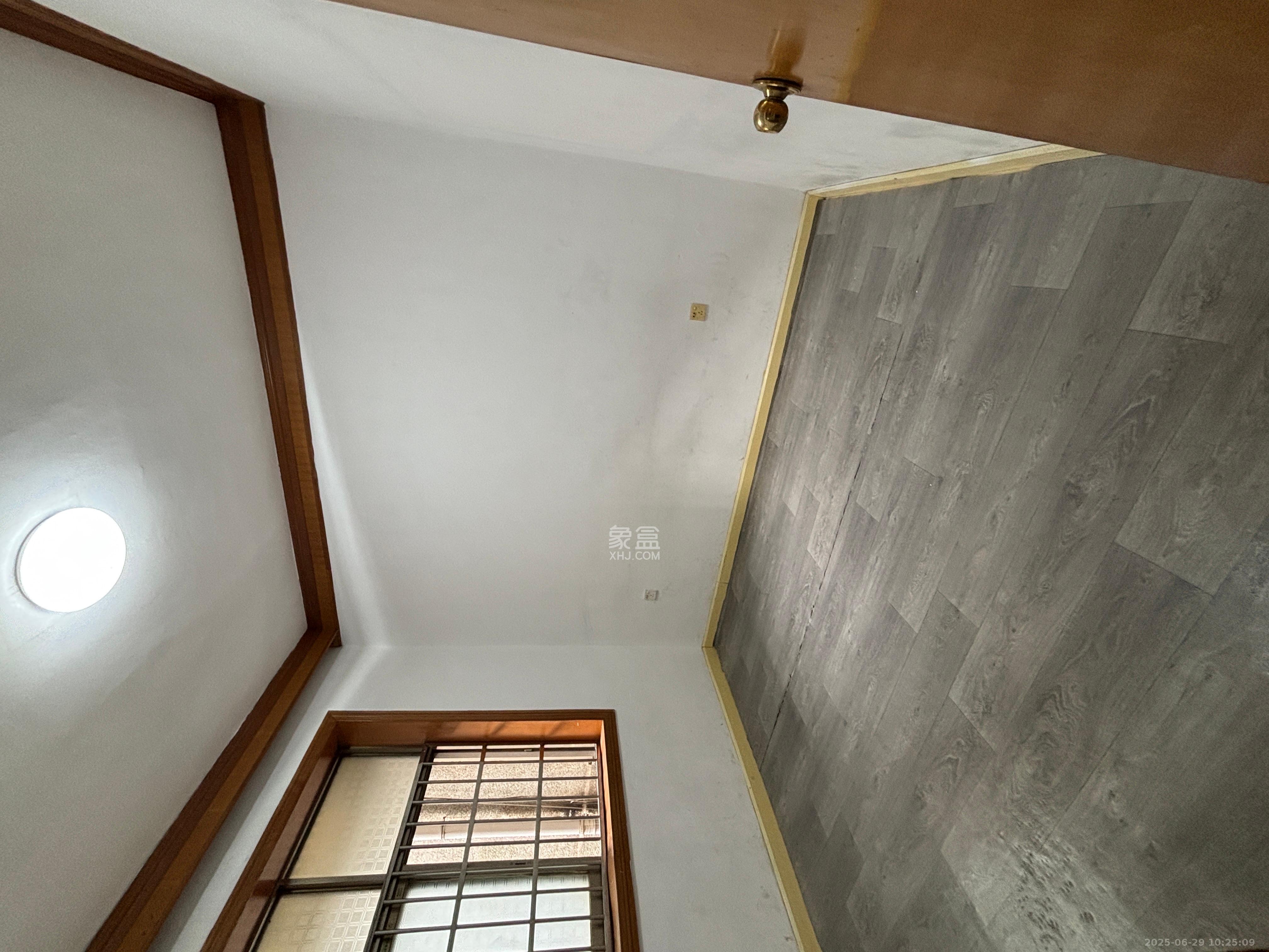 长沙市轻化公司宿舍（三角塘88号）  2室2厅1卫   1800.00元/月室内图
