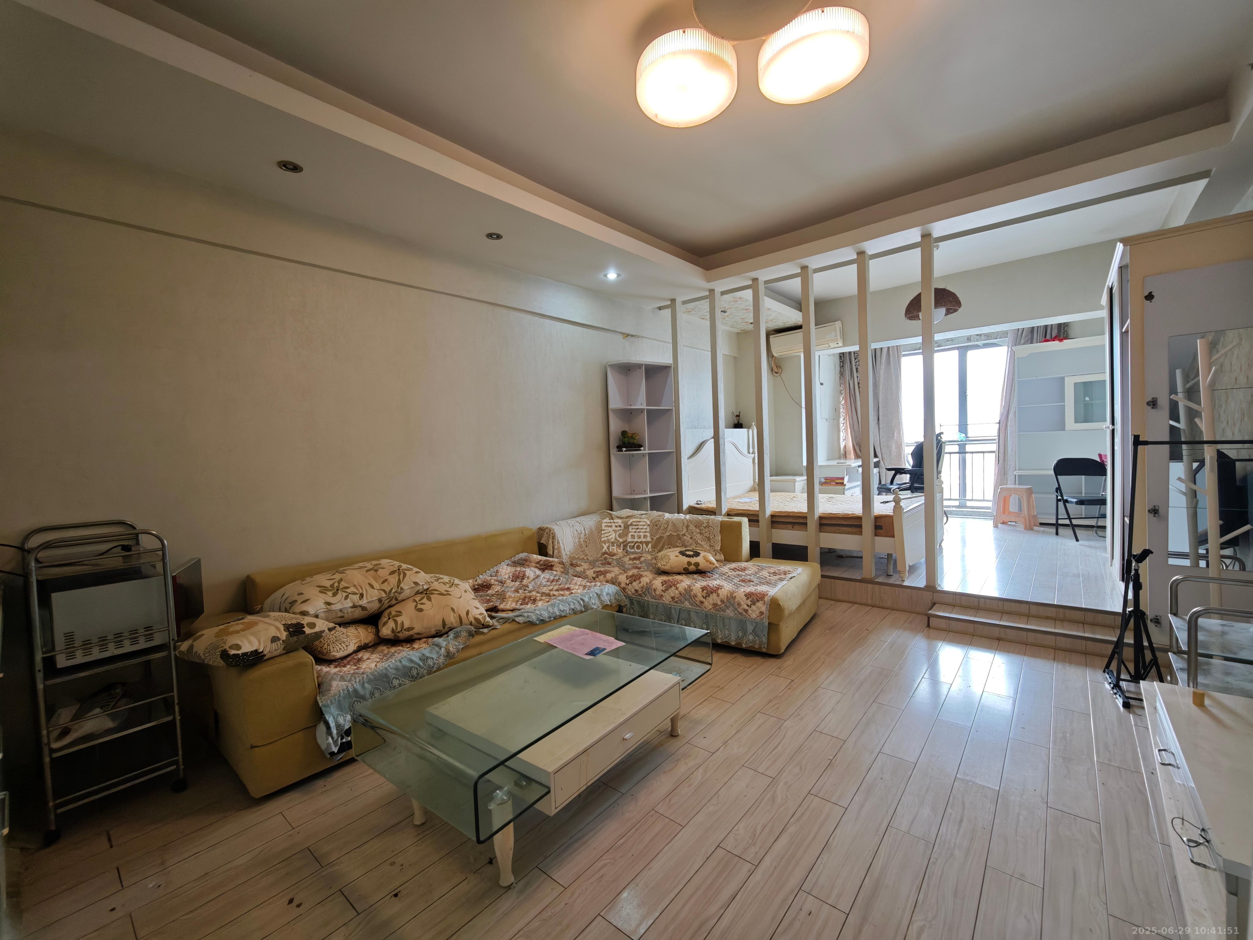 上城金都  2室1厅1卫   2200.00元/月室内图