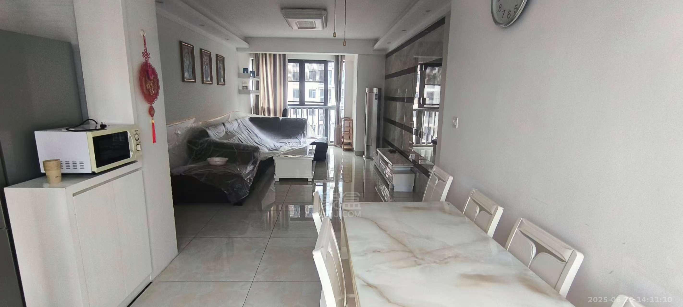 庐山春天早安华晨  2室1厅1卫    2500.0元/月 庐山春天早安华晨  2室1厅1卫    2500.0元/月室内图