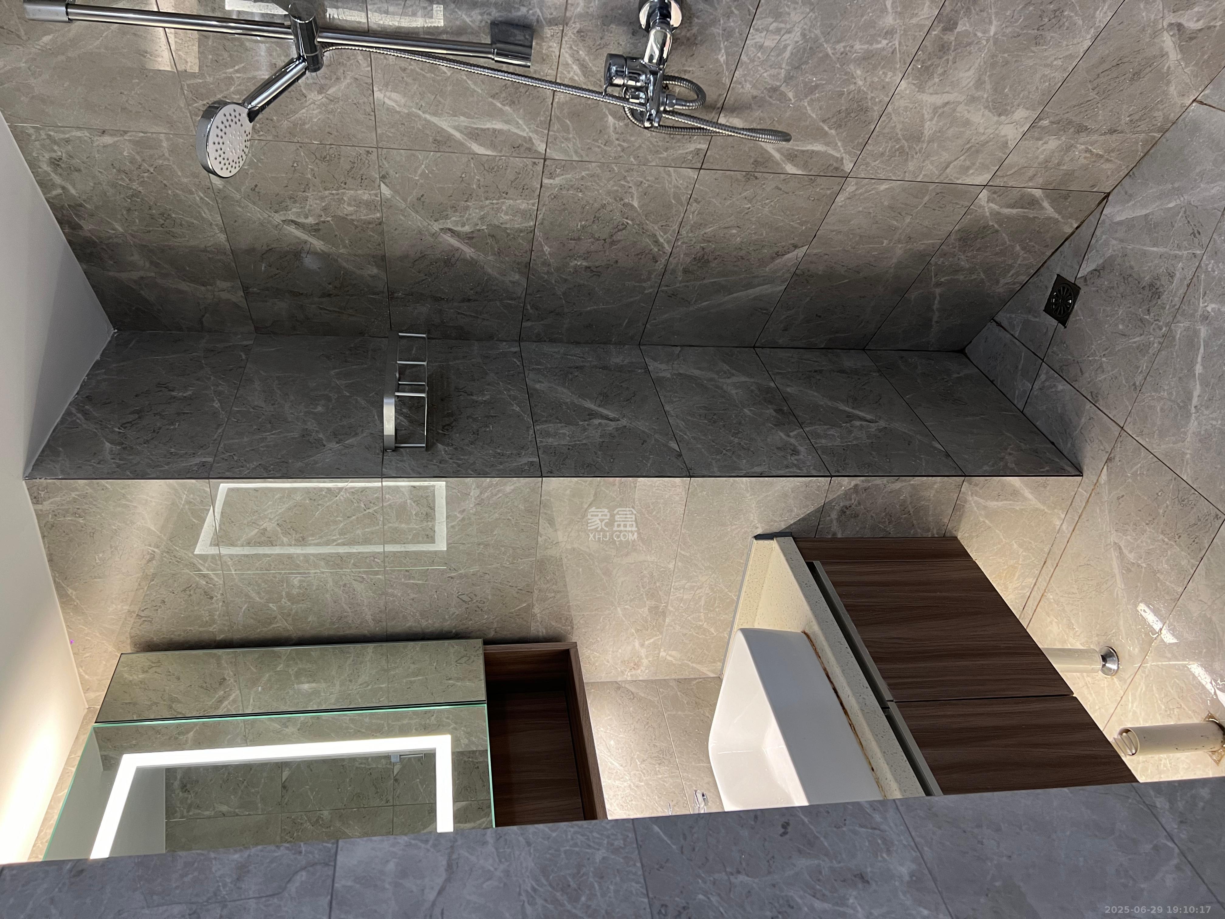 旭辉华宇南宸府 1室1厅1卫 1650.0元/月 旭辉华宇南宸府 1室1厅1卫 1650.0元/月室内图