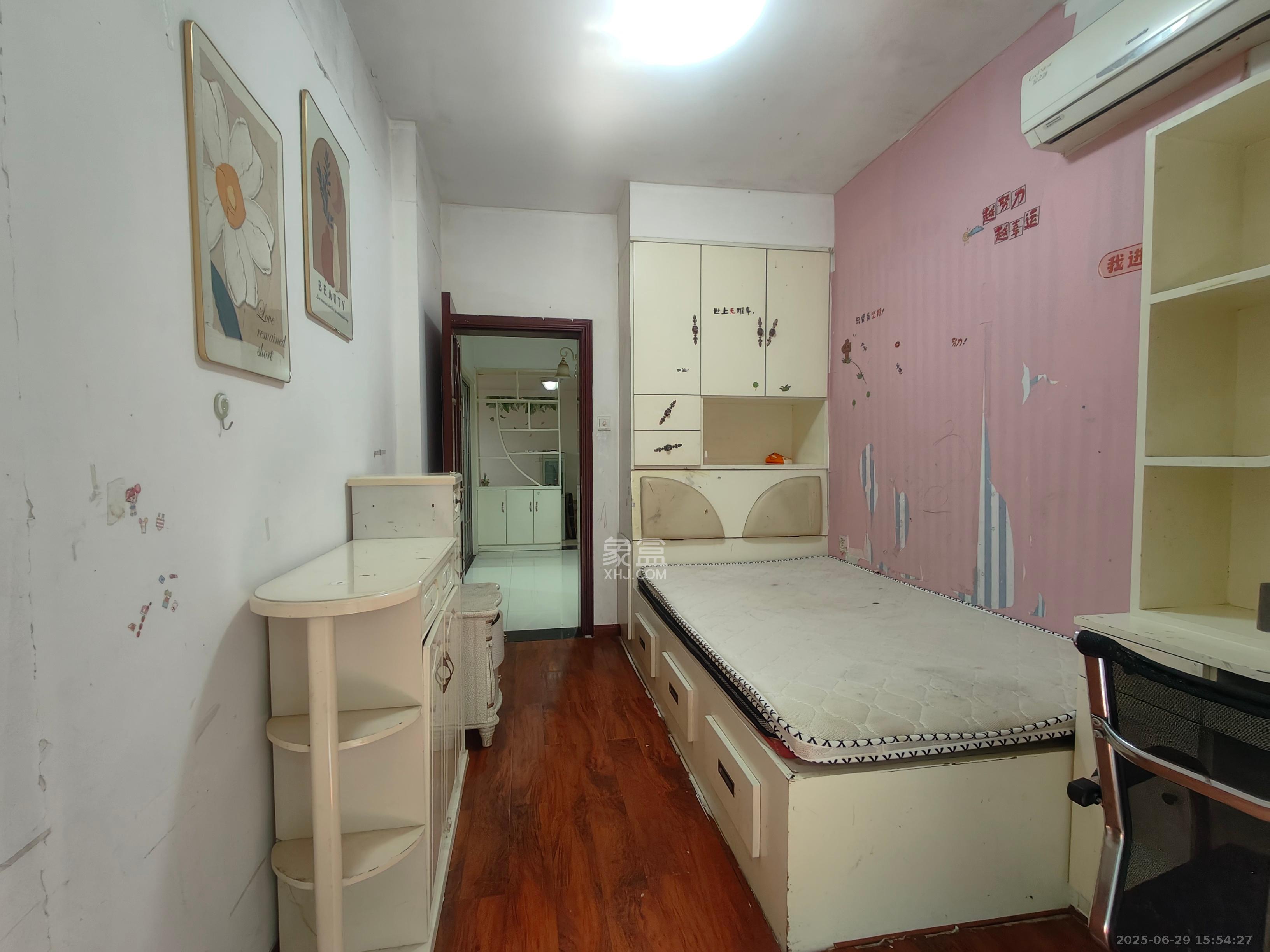 东玺门 2室2厅1卫 2500.0元/月 东玺门 2室2厅1卫 2500.0元/月室内图