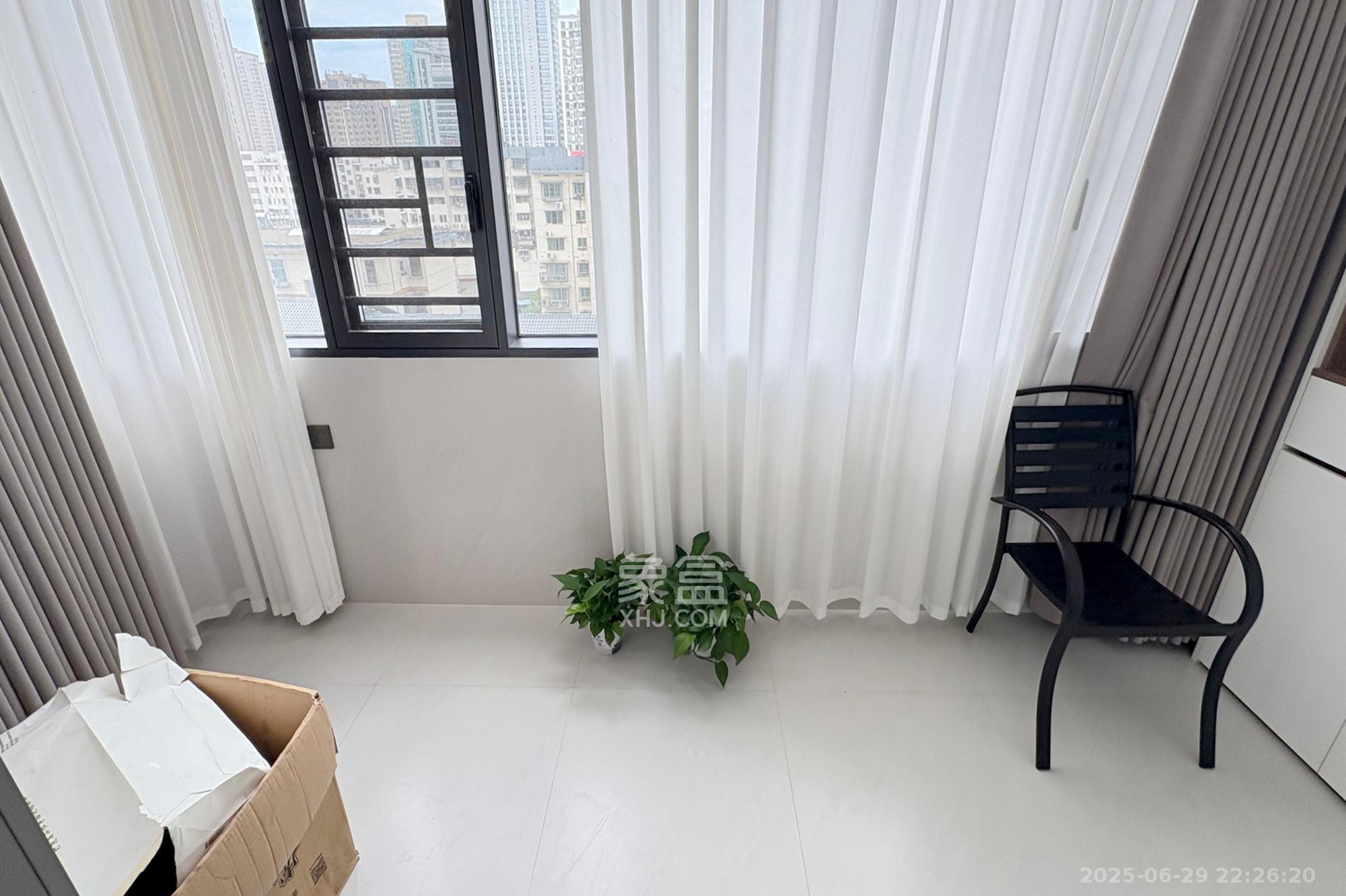 三角花园星城  3室2厅2卫    238.0万其他