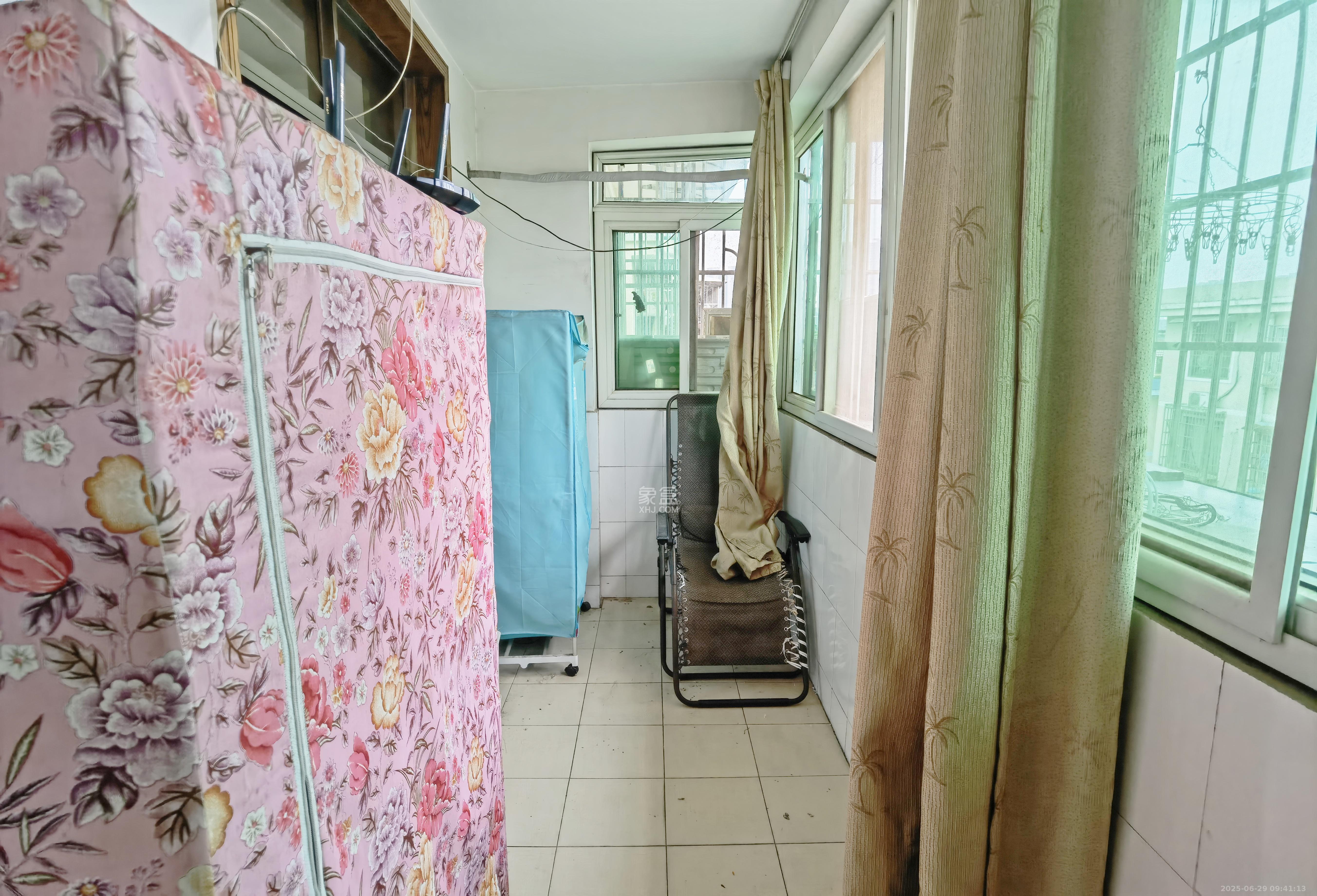 桔洲新苑(观沙岭) 3室2厅2卫 1500.0元/月 桔洲新苑(观沙岭) 3室2厅2卫 1500.0元/月室内图