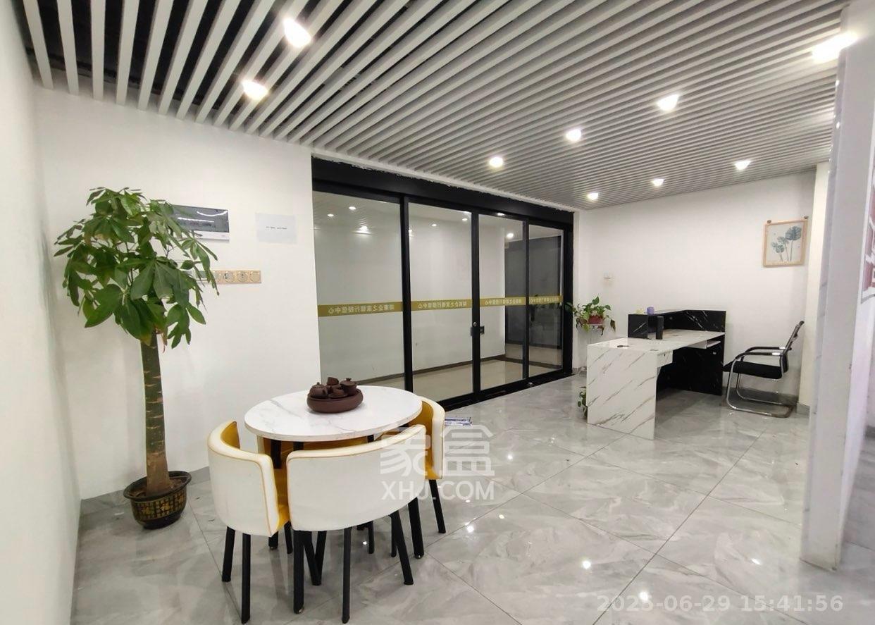 宇成朝阳广场  2室1厅0卫   5300.00元/月室内图