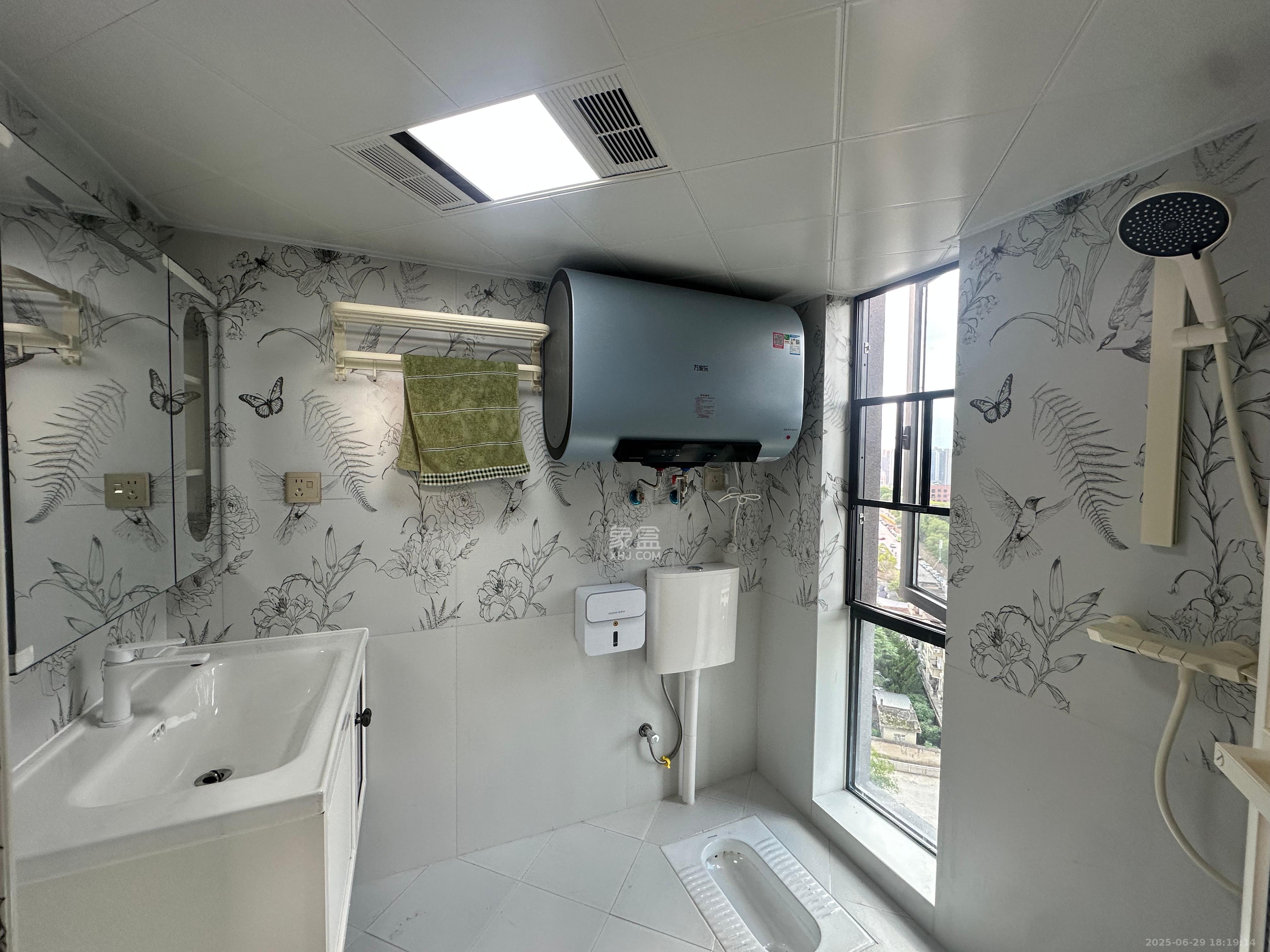 卓越伊景苑  2室1厅1卫    2000.0元/月 卓越伊景苑  2室1厅1卫    2000.0元/月室内图