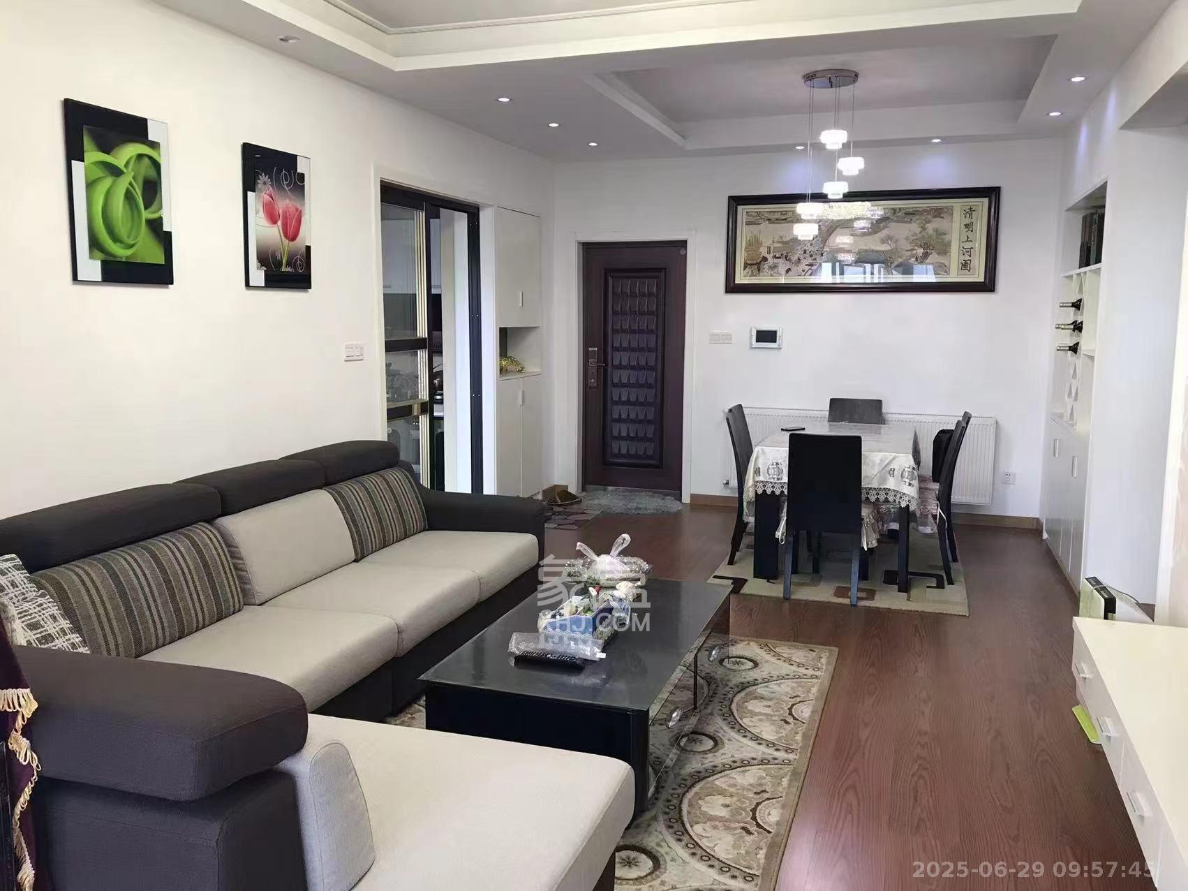 辉煌国际城一期 2室2厅1卫 2600.0元/月 辉煌国际城一期 2室2厅1卫 2600.0元/月室内图